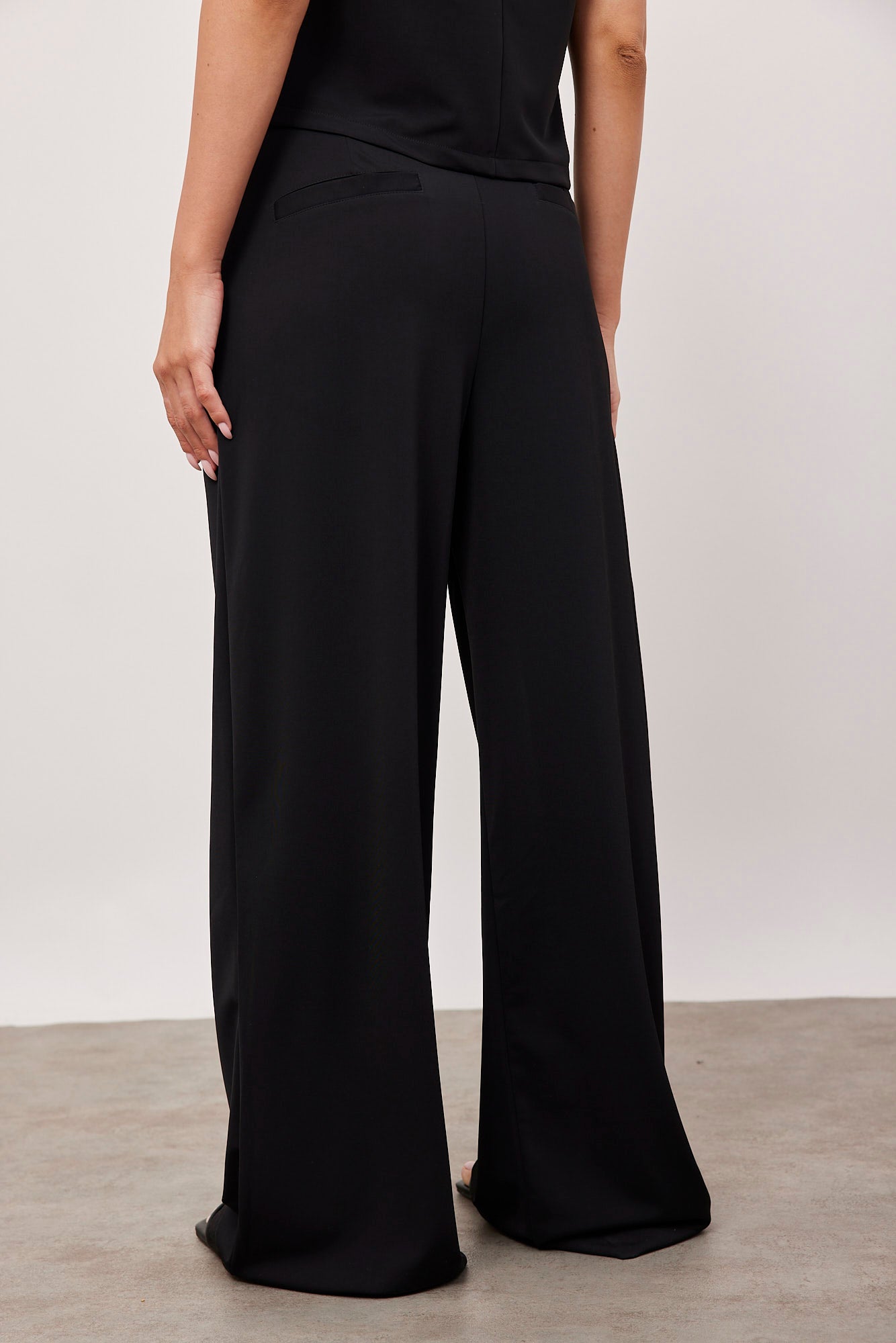 מכנסיים מחויטים מבד נשפך - ITAY BRANDS