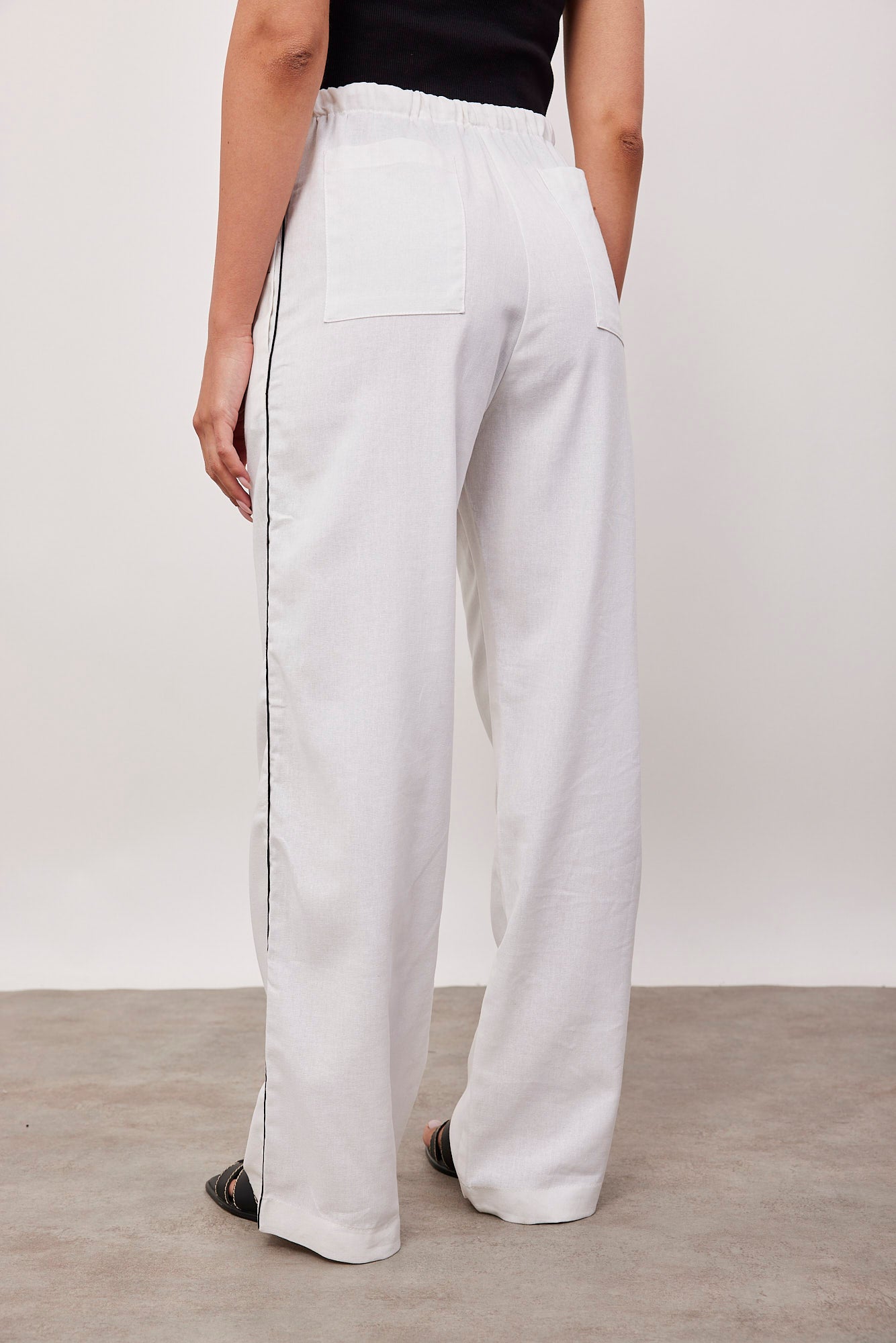 מכנסיים בשילוב פשתן עם פס צידי - ITAY BRANDS