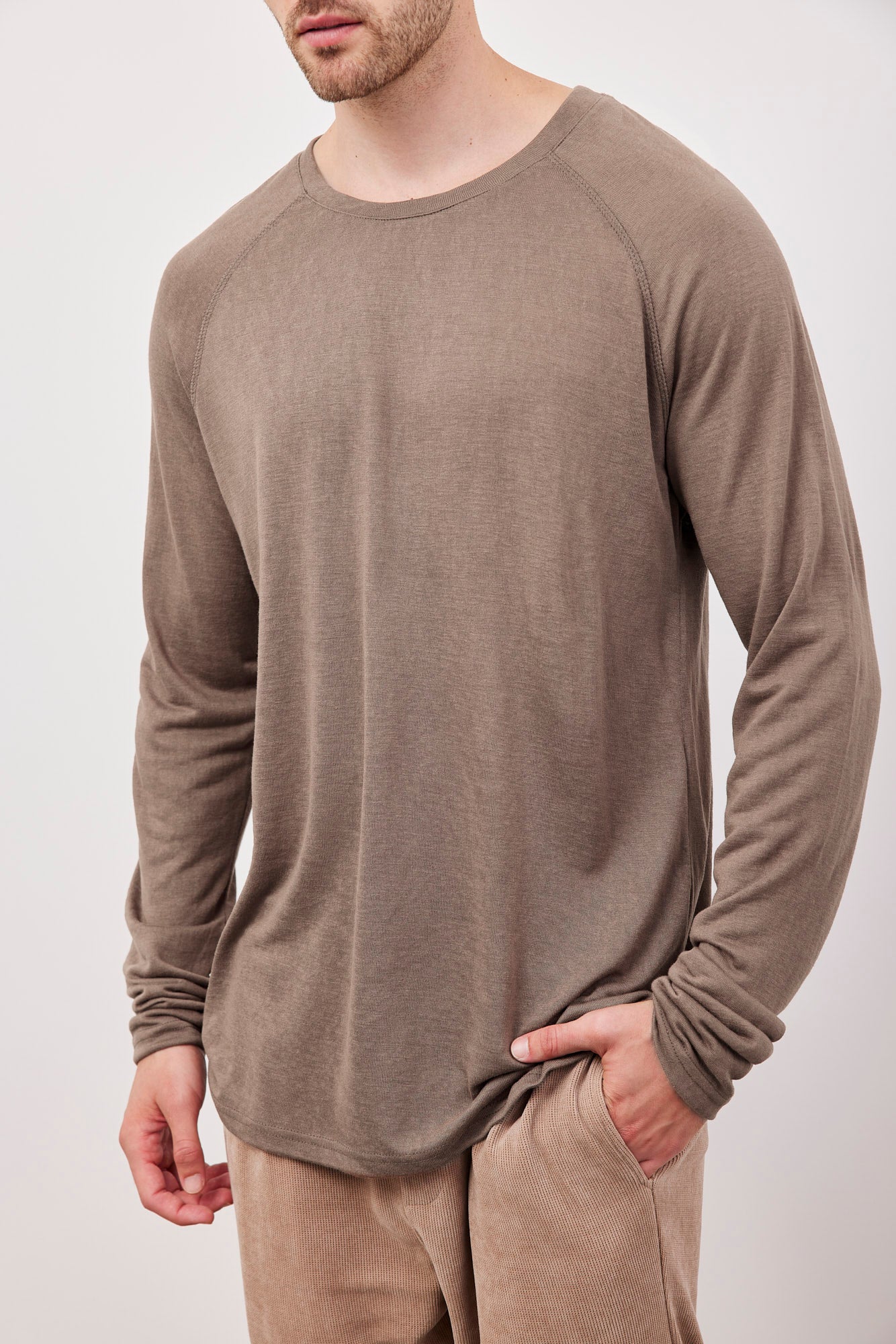 חולצת רגלן במראה פשתן - ITAY BRANDS