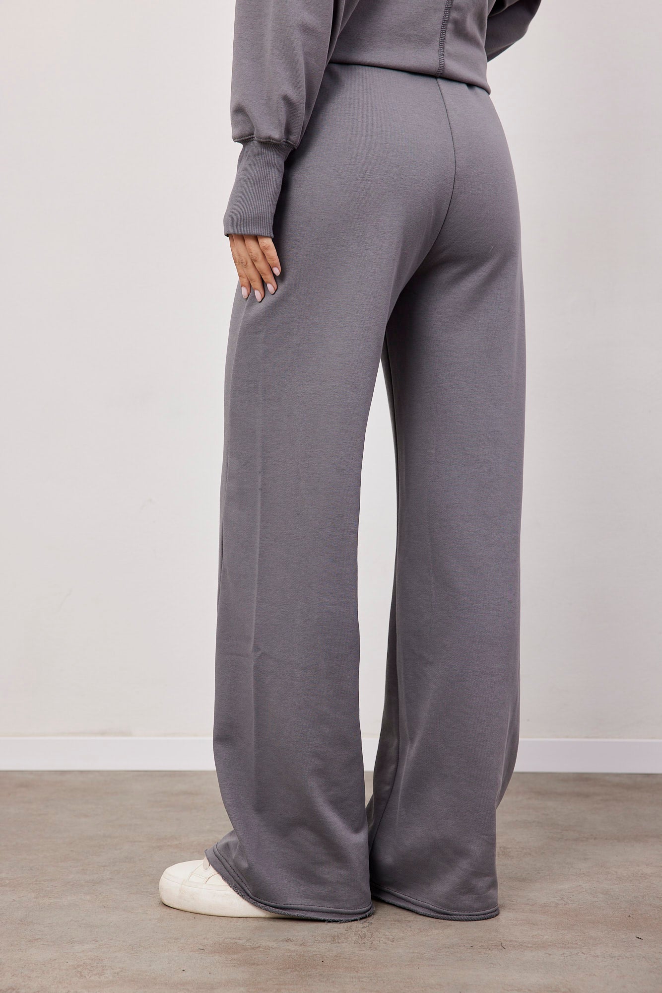 חליפת פרנץ׳ טרי עם שרוול כפפה