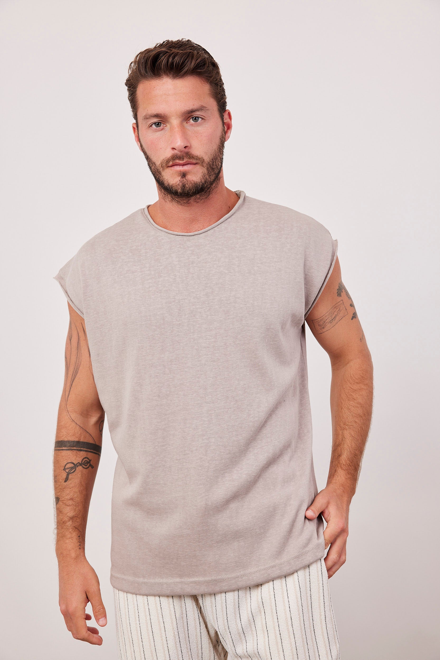 גופיית סריג