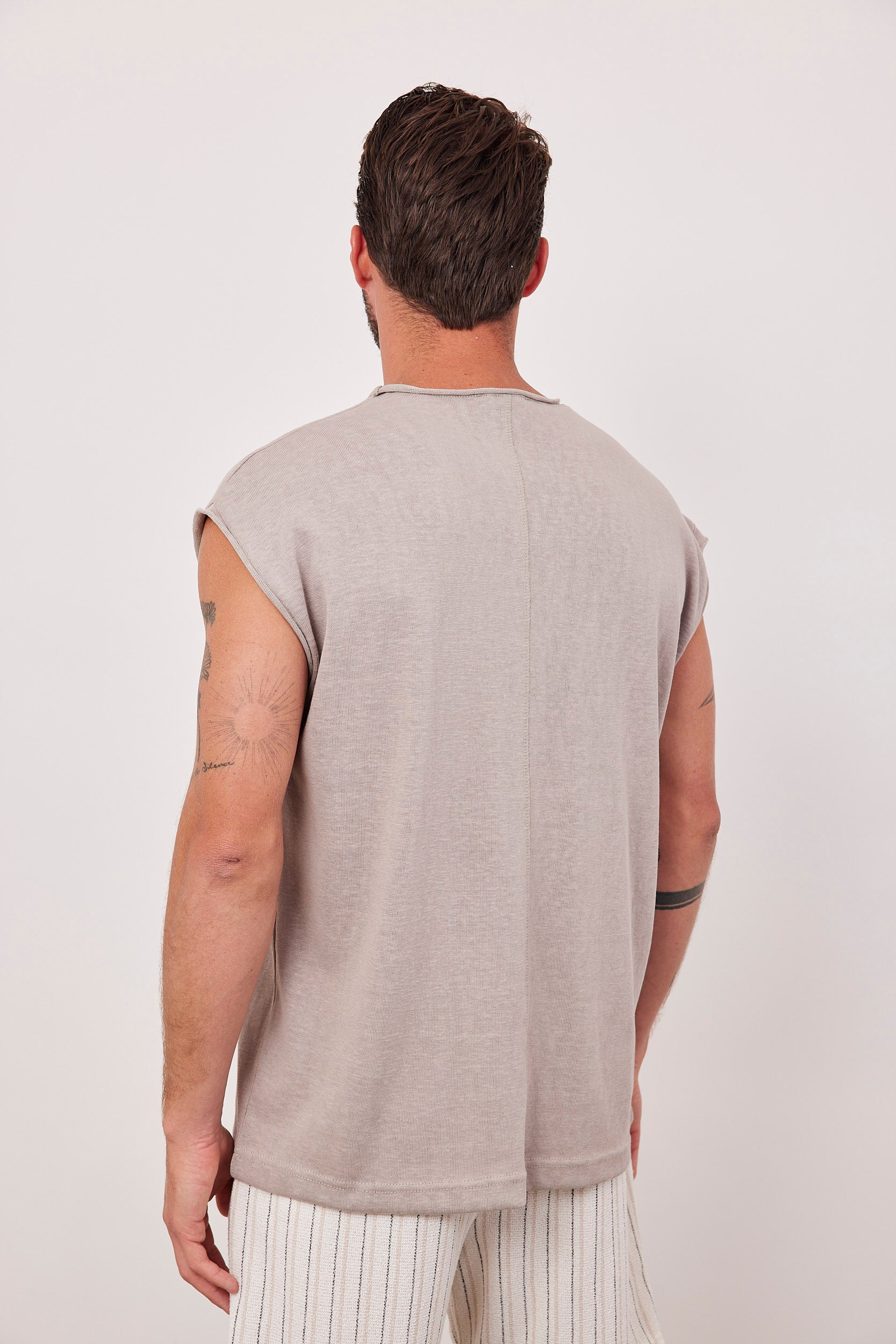 גופיית סריג