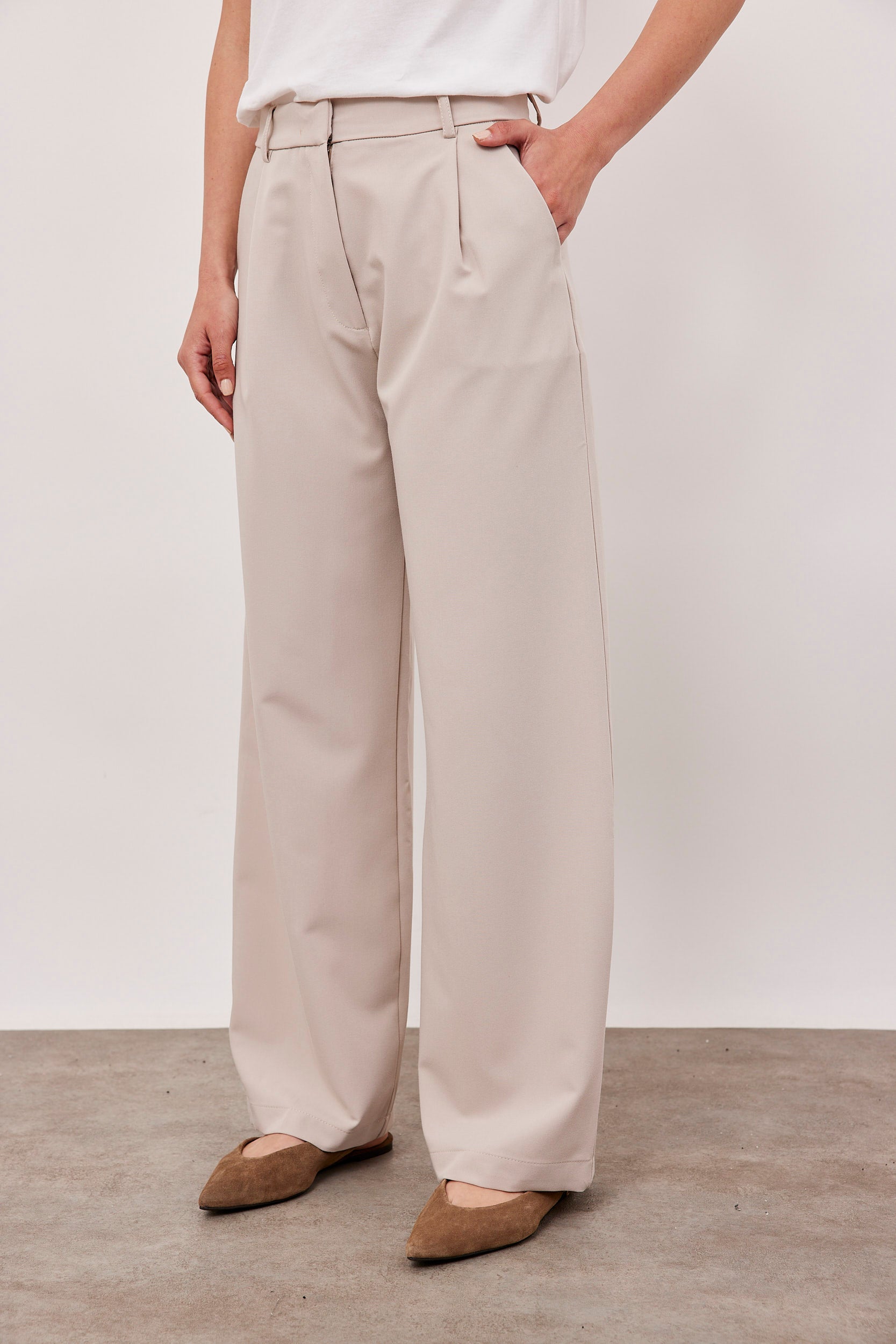 מכנסיים ארוכים מחוייטים