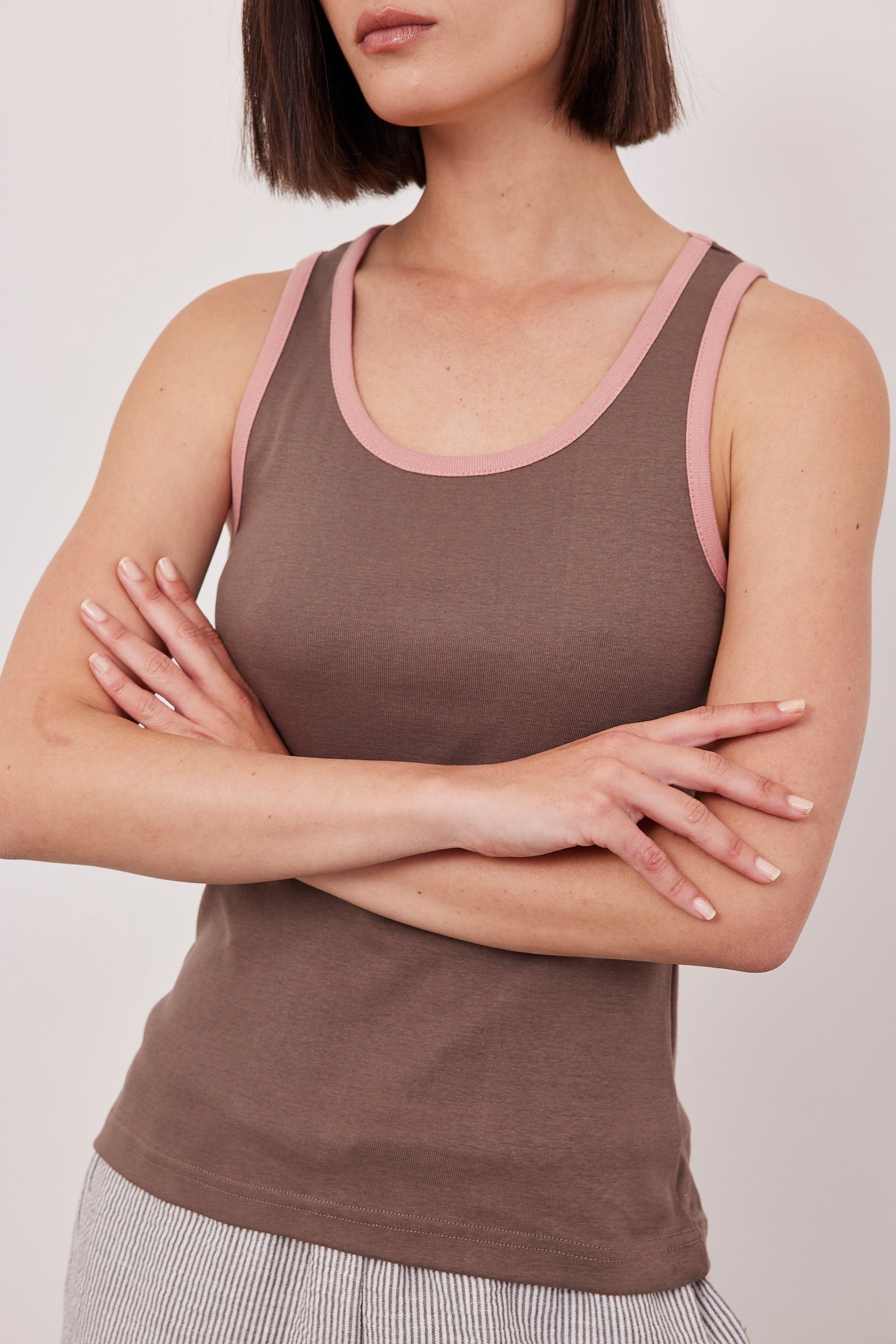 גופייה בשילוב צבעים