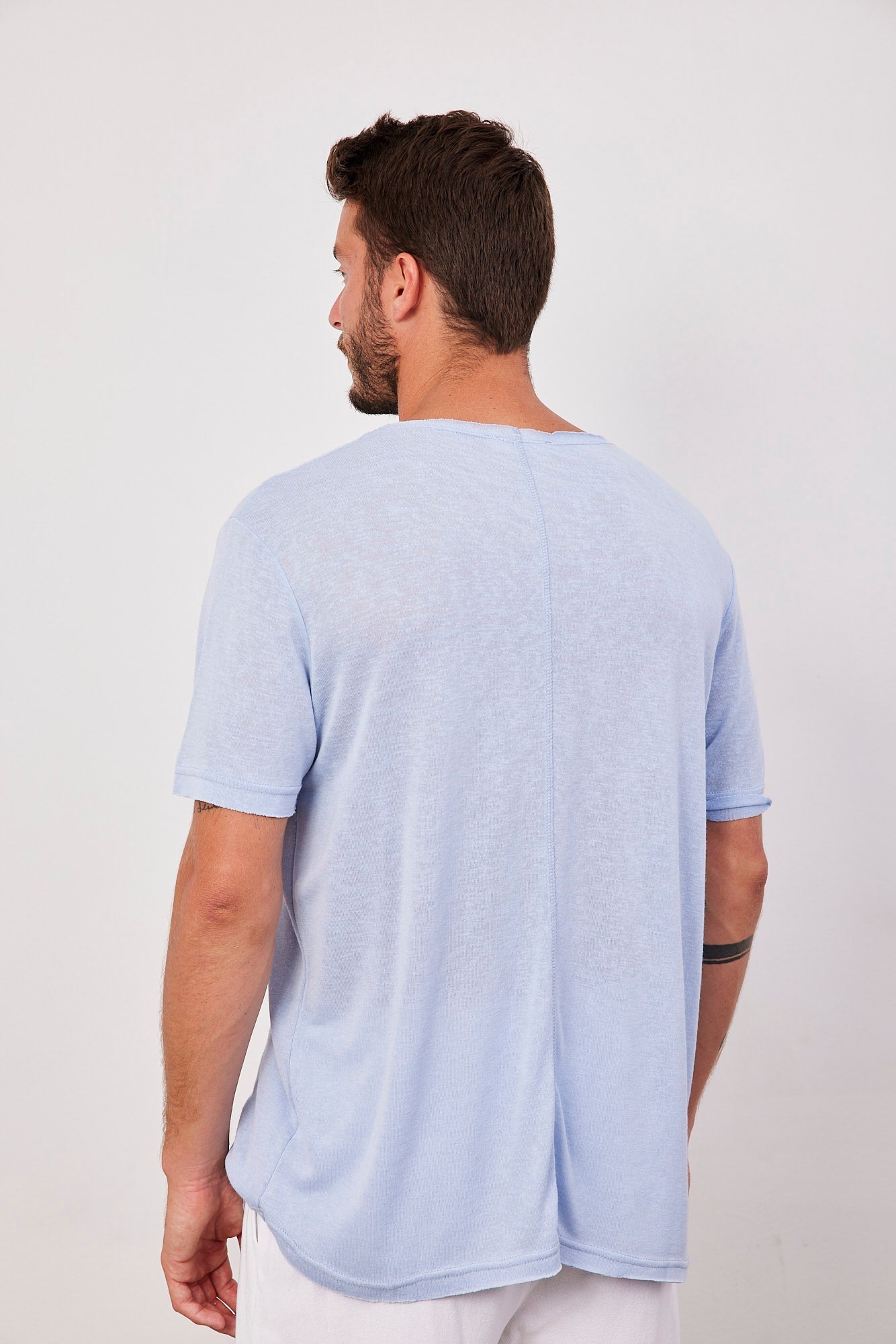 טי-שרט וי בד רך - ITAY BRANDS