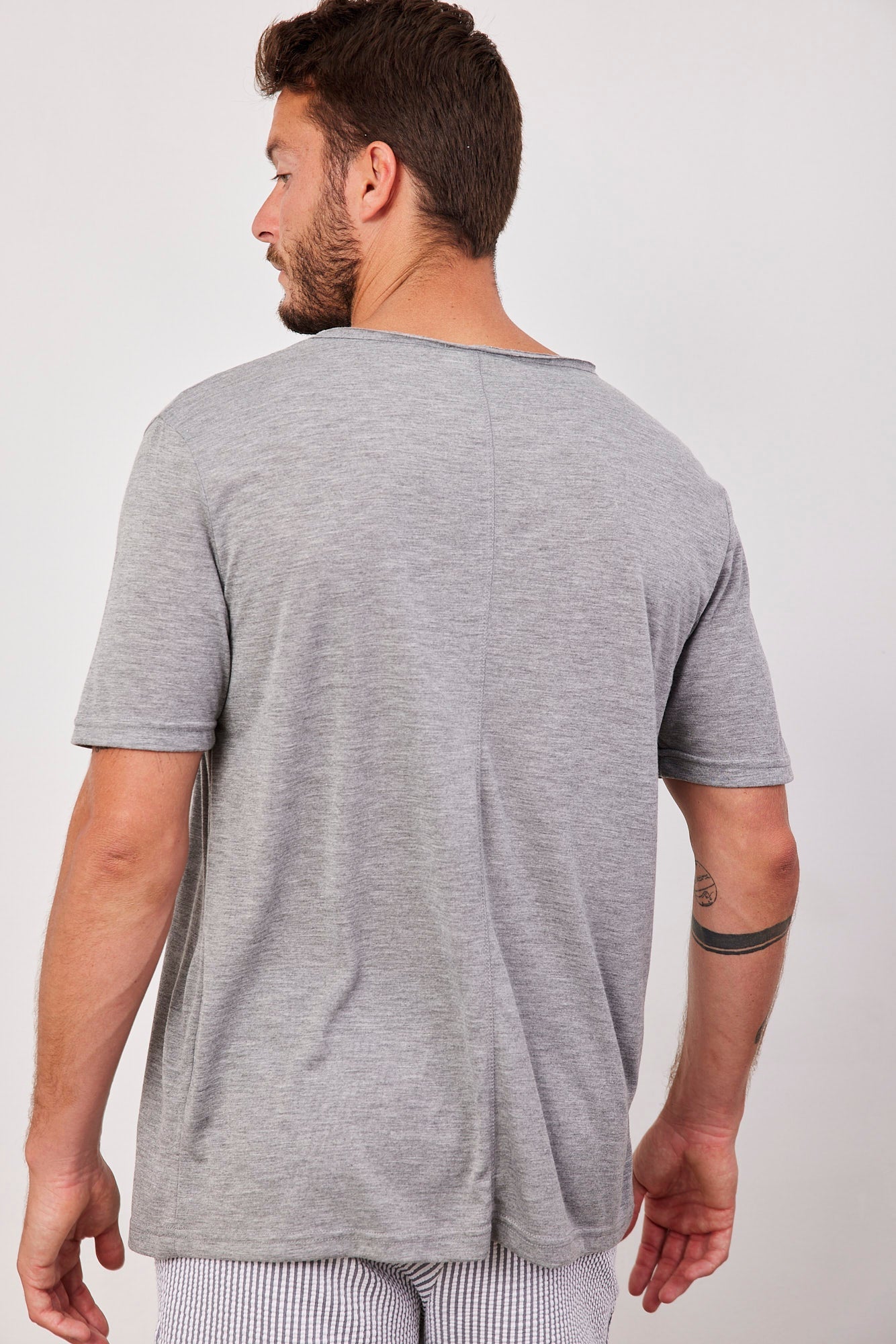 טי-שרט רכה בסיומת פרומה - ITAY BRANDS