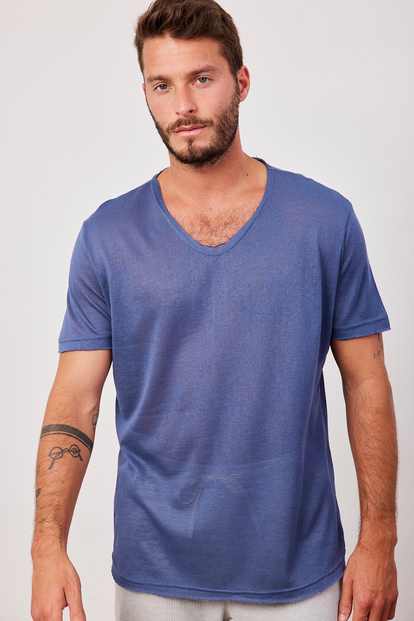 טי-שרט וי בד רך - ITAY BRANDS