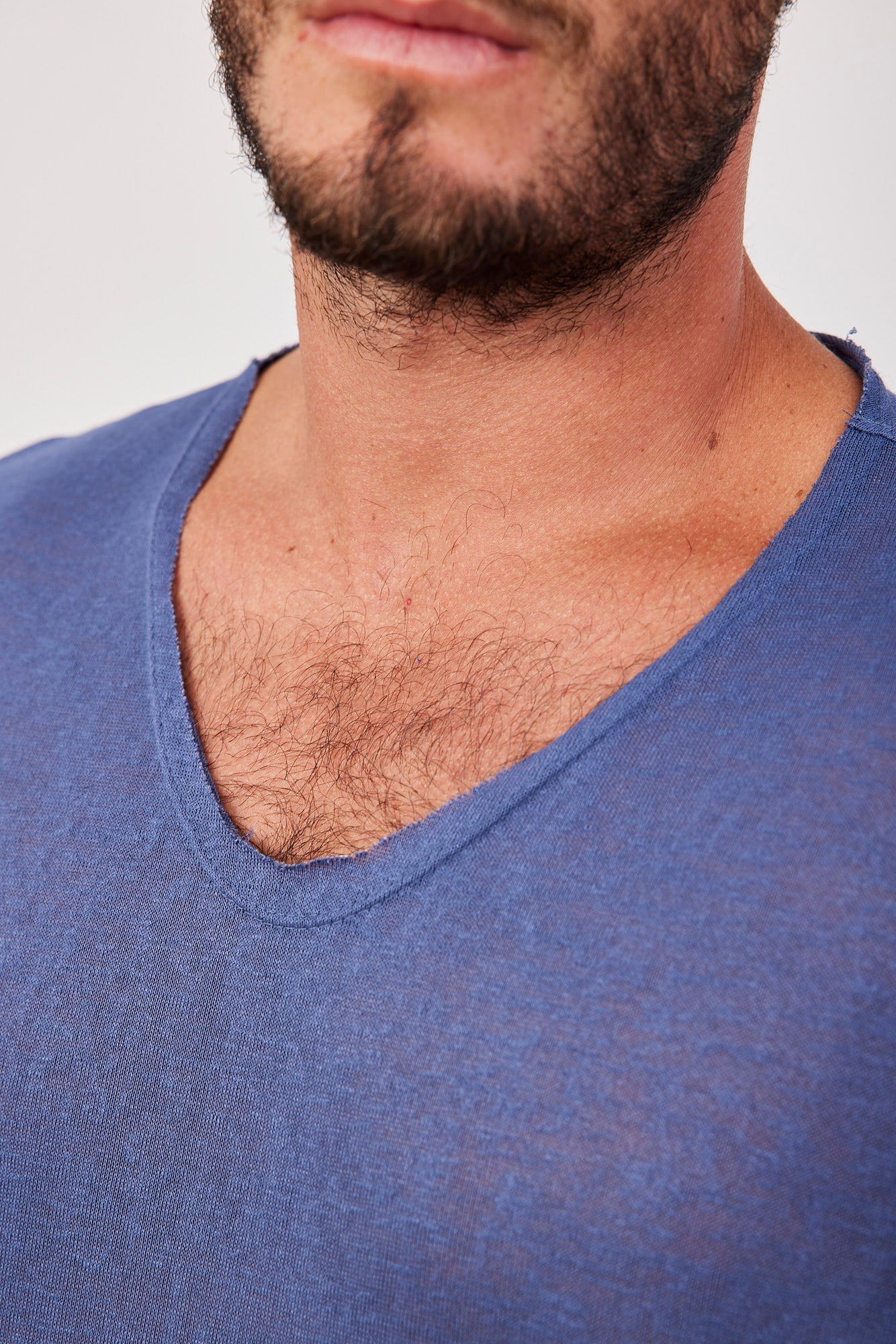 טי-שרט וי בד רך - ITAY BRANDS