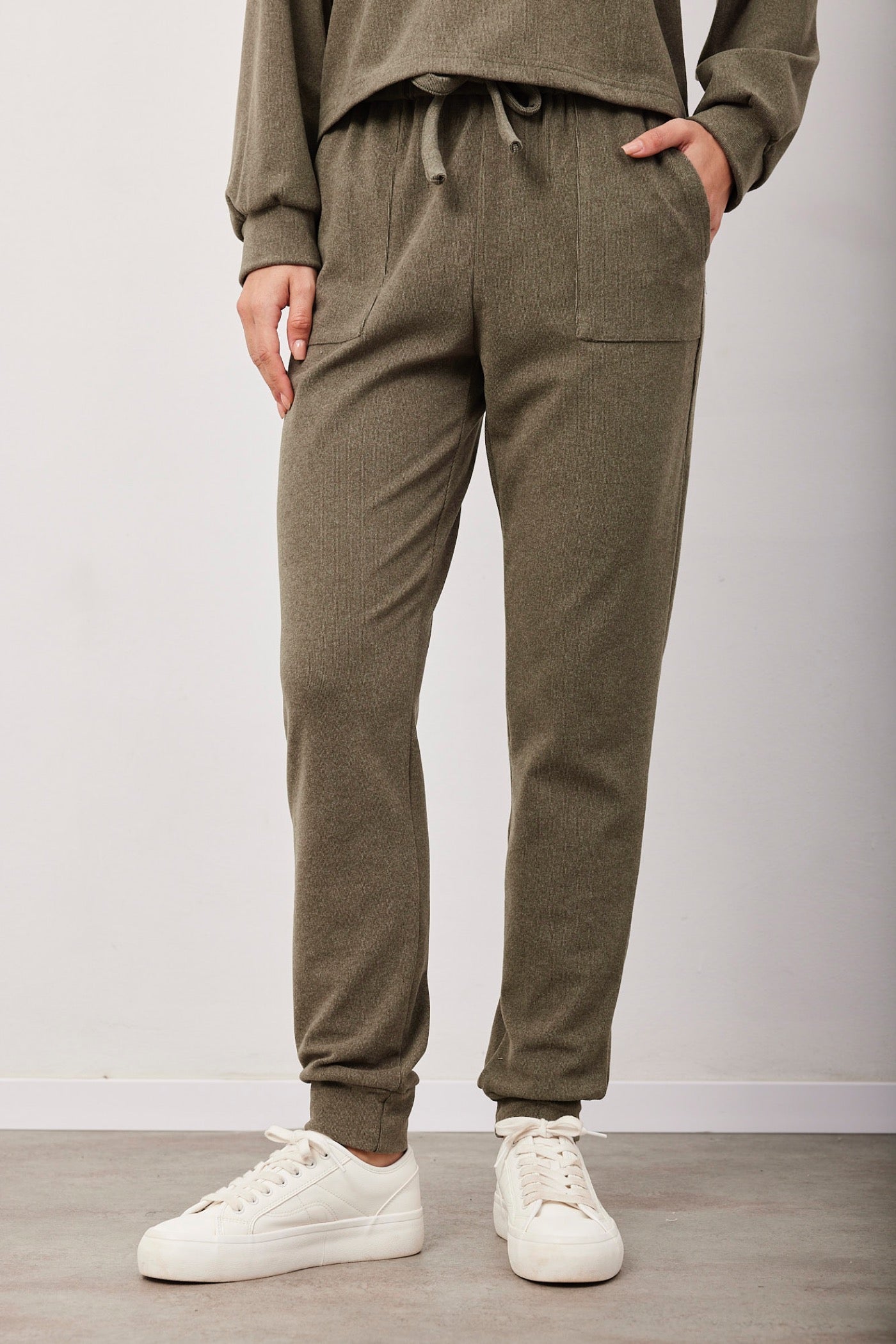 חליפת טרנינג קפוצ׳ון - ITAY BRANDS