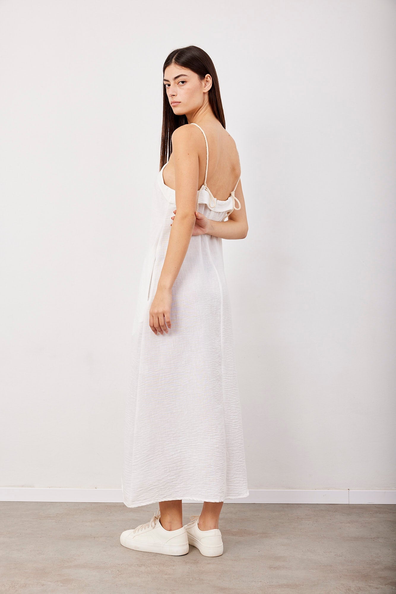 שמלת מקסי עם כתפיית שרוך - ITAY BRANDS