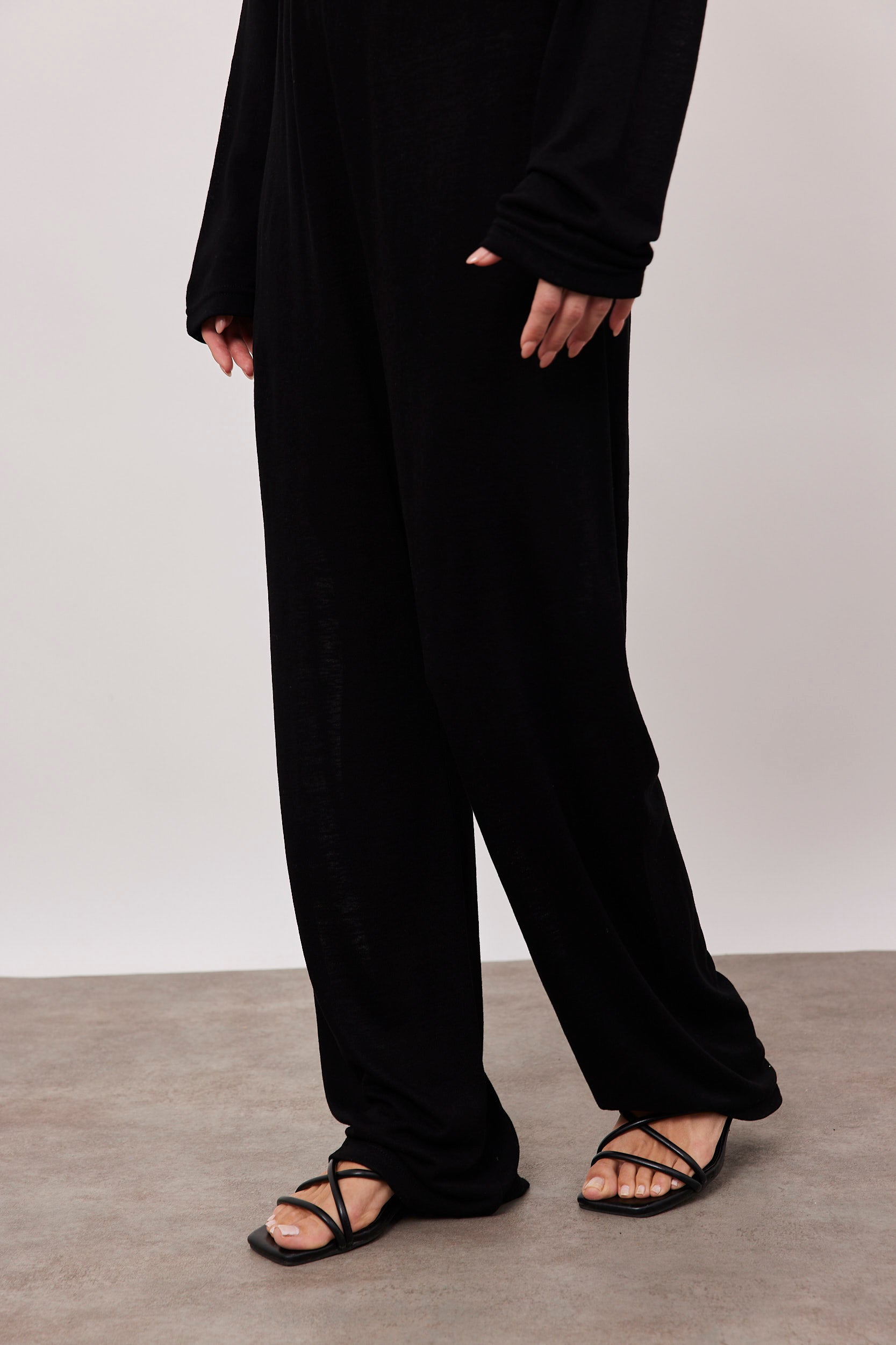 מכנסי סלאב ארוכים מראה פשתן