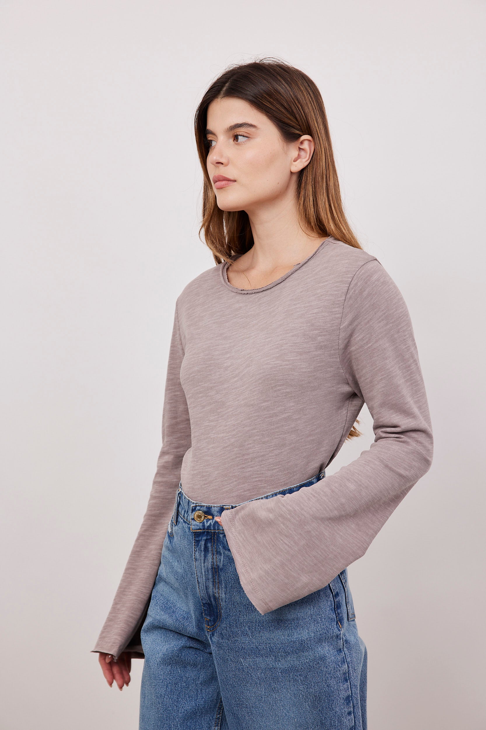 חולצה ארוכה בטקסטורה