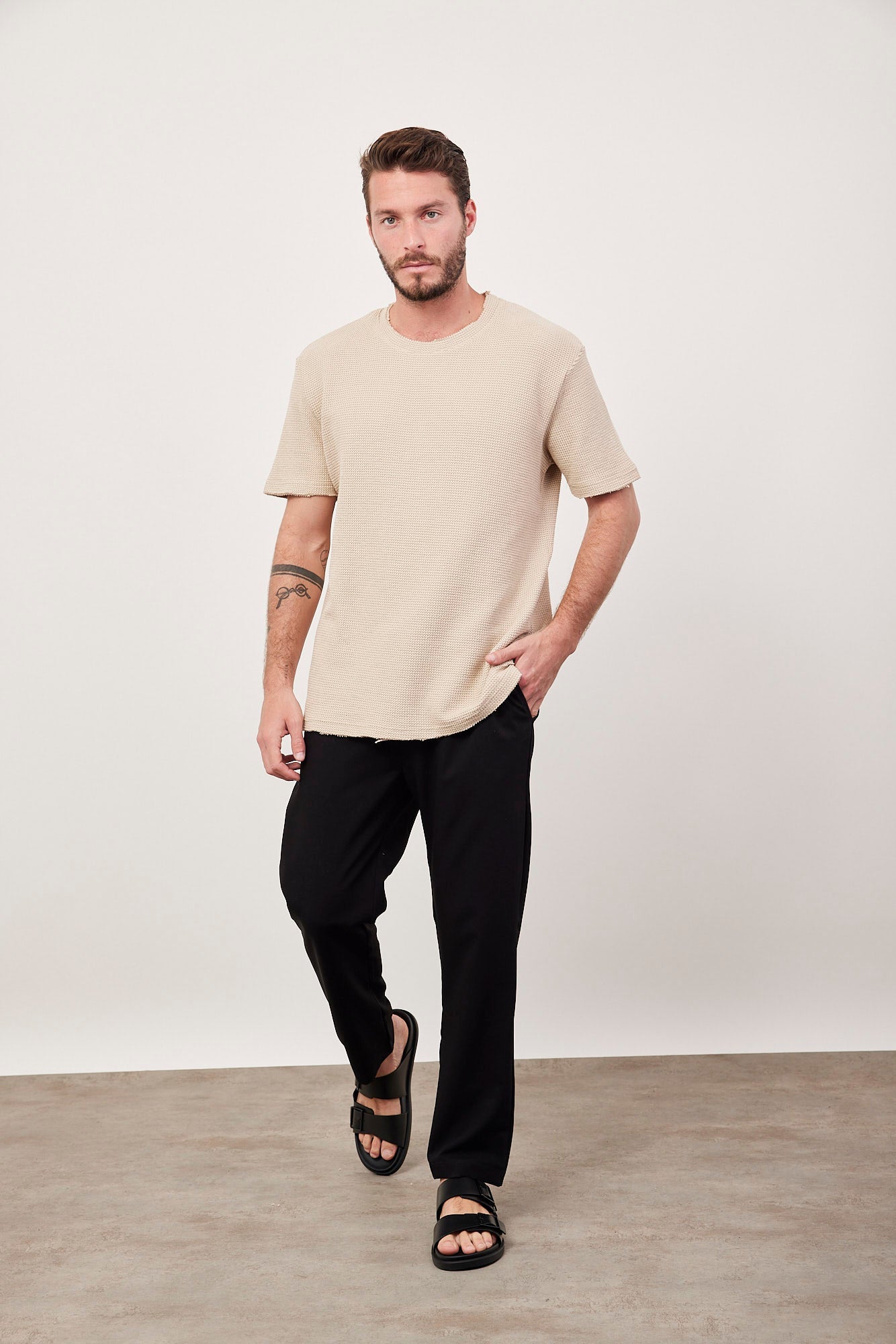 מכנסיים במראה מחוייט עם גומי במות - ITAY BRANDS