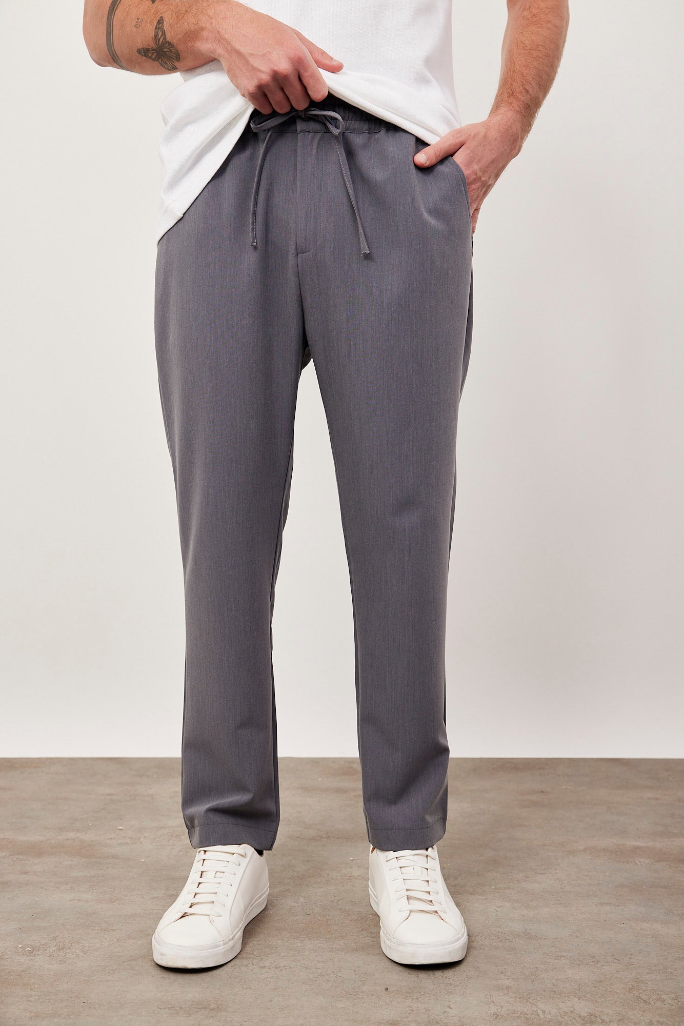 מכנסיים במראה מחוייט עם גומי במות - ITAY BRANDS