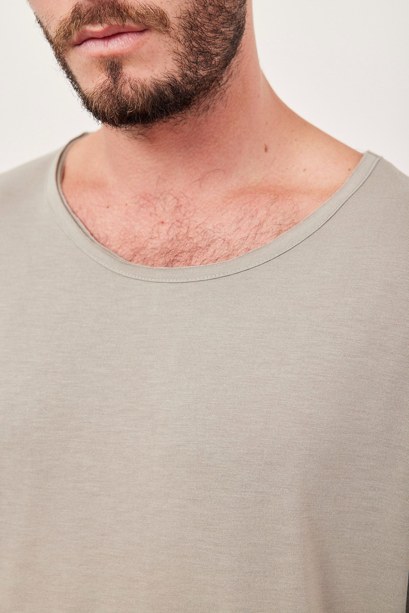 טי-שרט רכה בסיומת פרומה - ITAY BRANDS