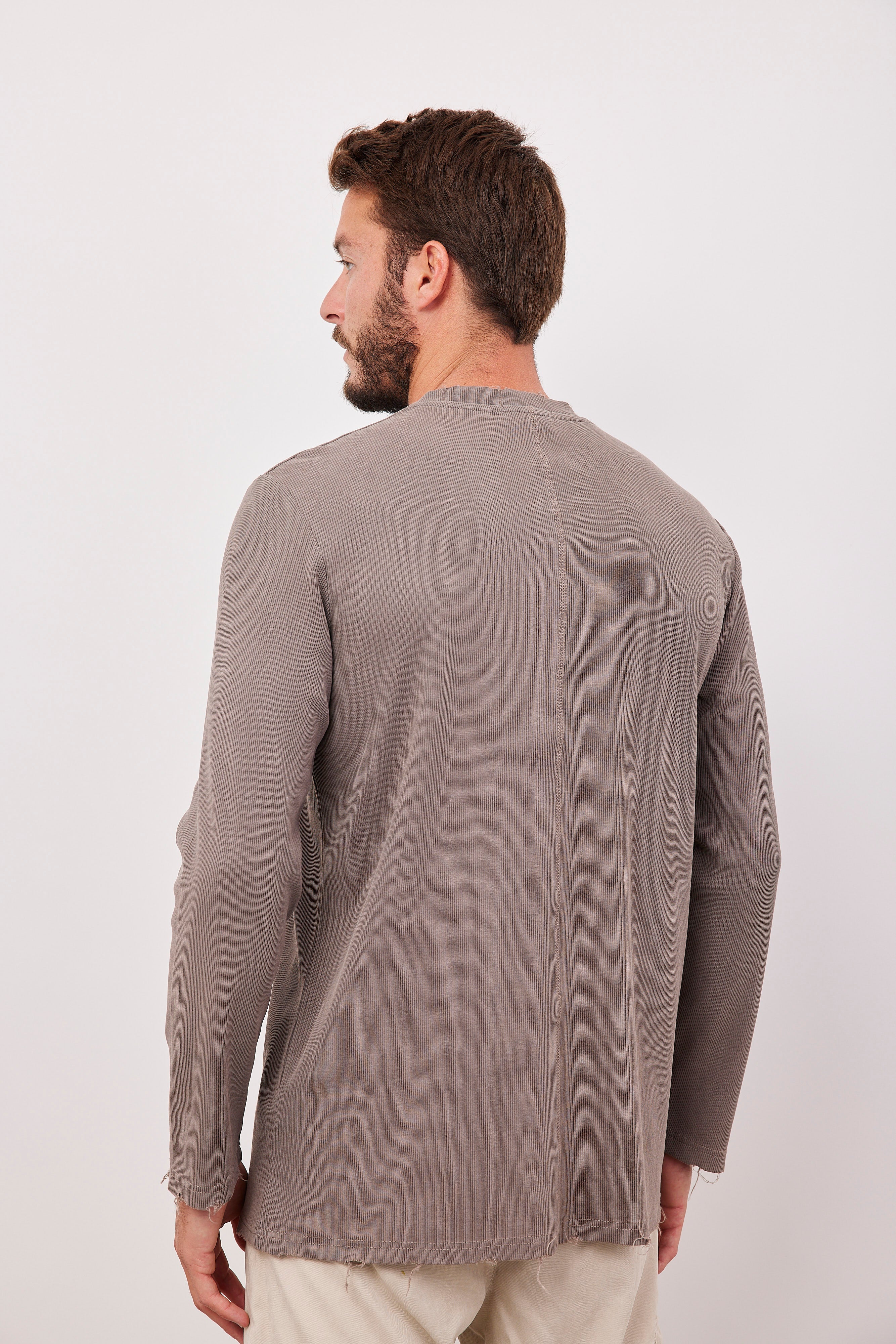 חולצה ארוכה בטקסטורת פסים בסיומת פרומה - ITAY BRANDS