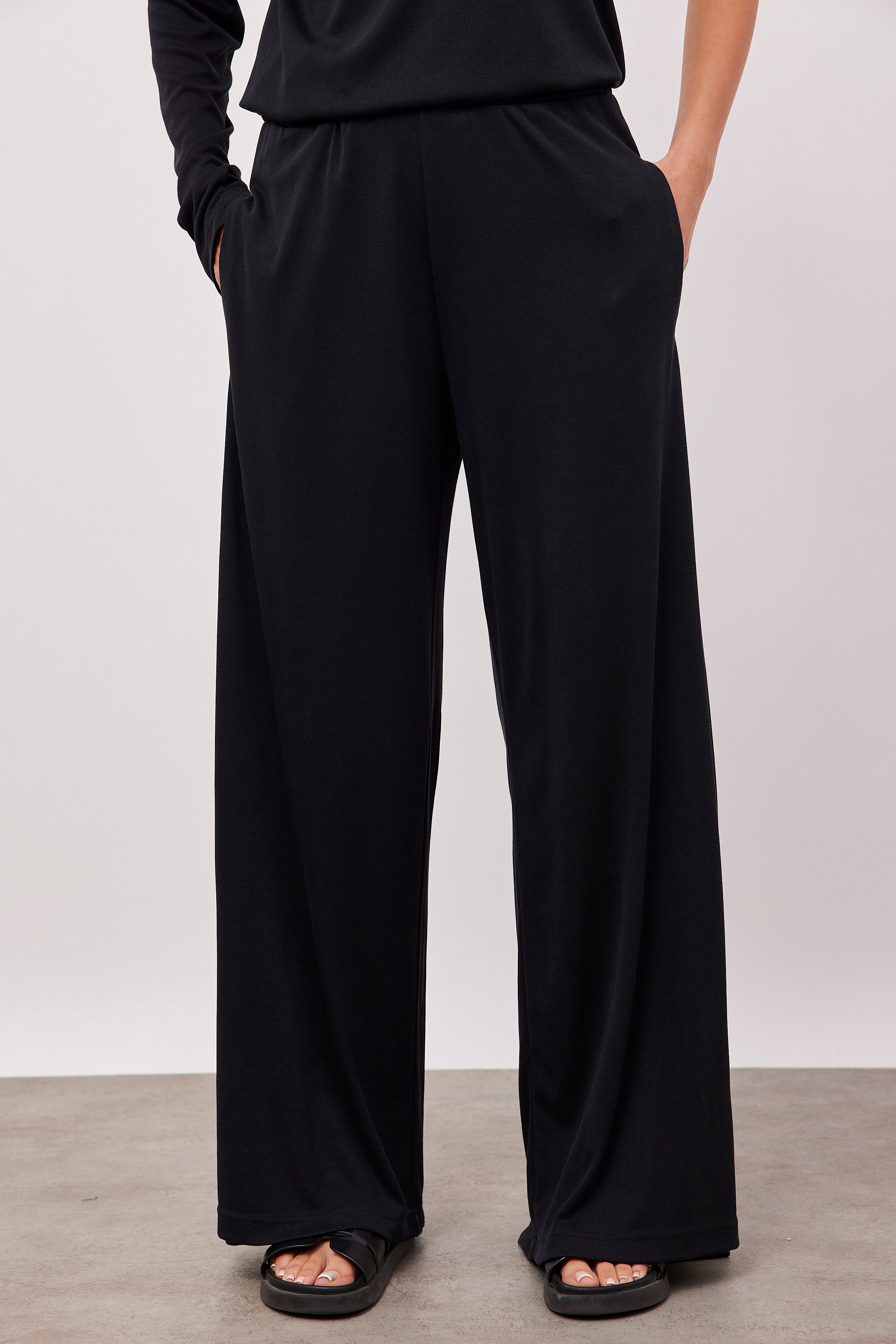 חליפת וואן שולדר בד מודל - ITAY BRANDS