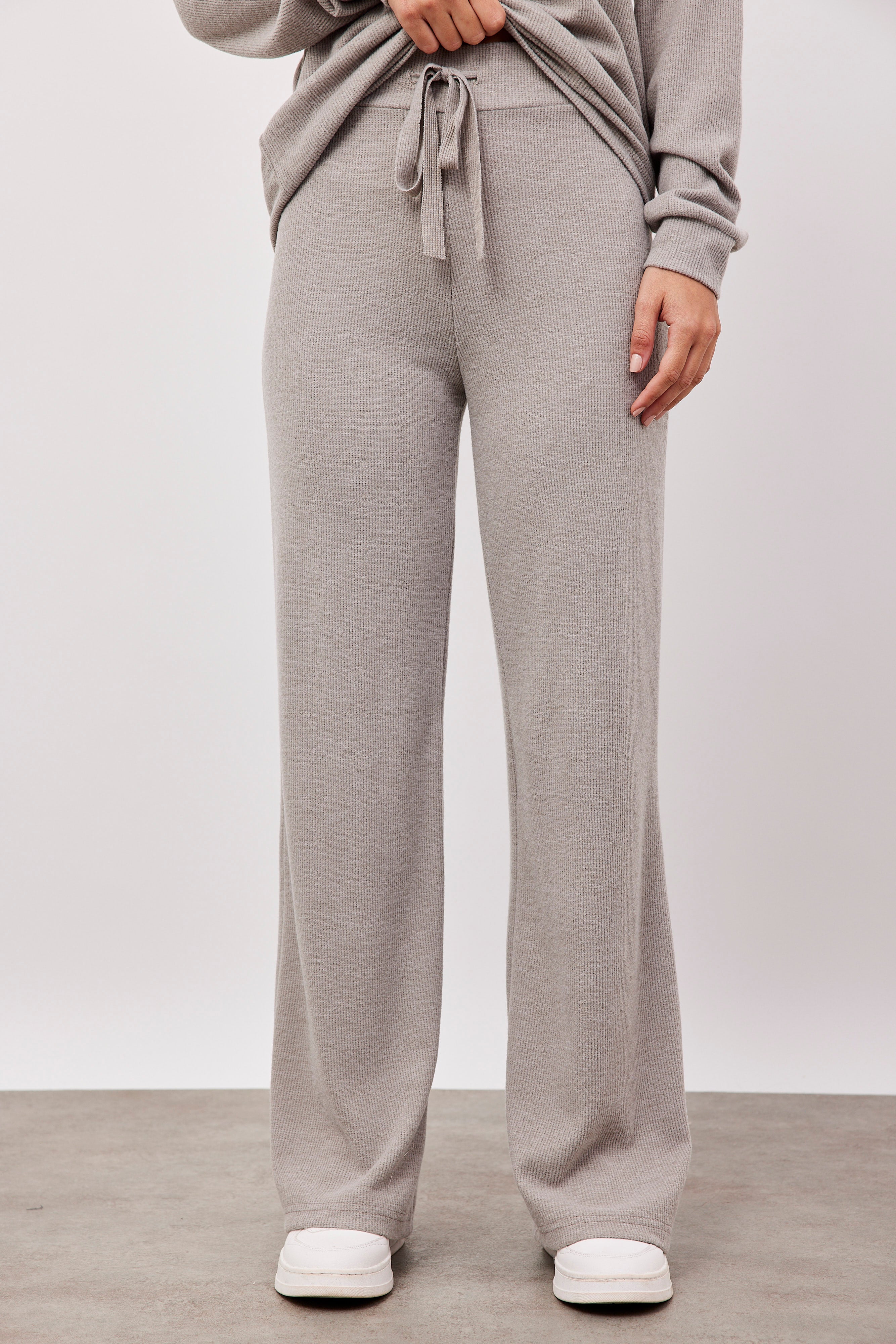 חליפת סריג רכה - ITAY BRANDS