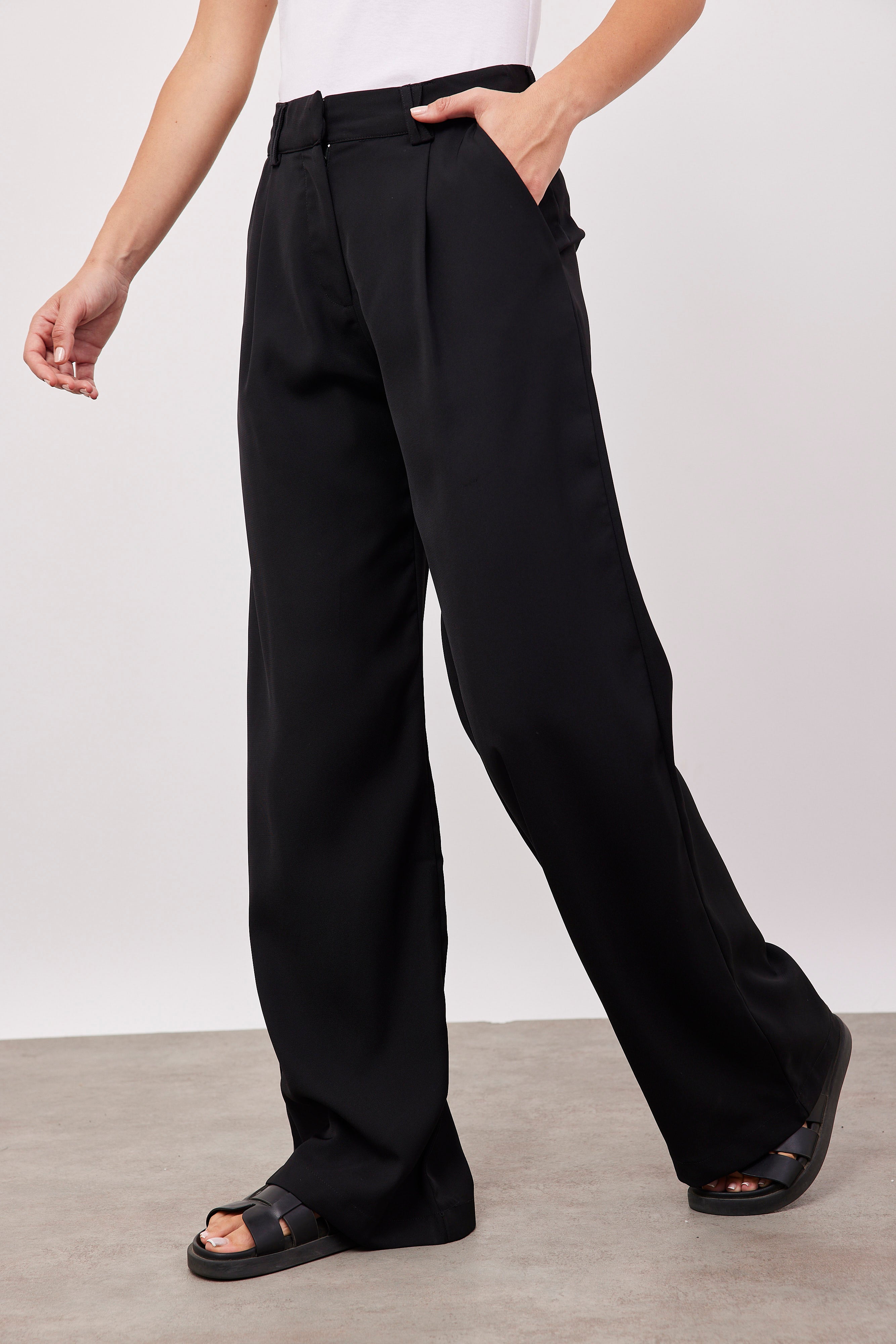 מכנסיים מחויטים מתרחבים - ITAY BRANDS