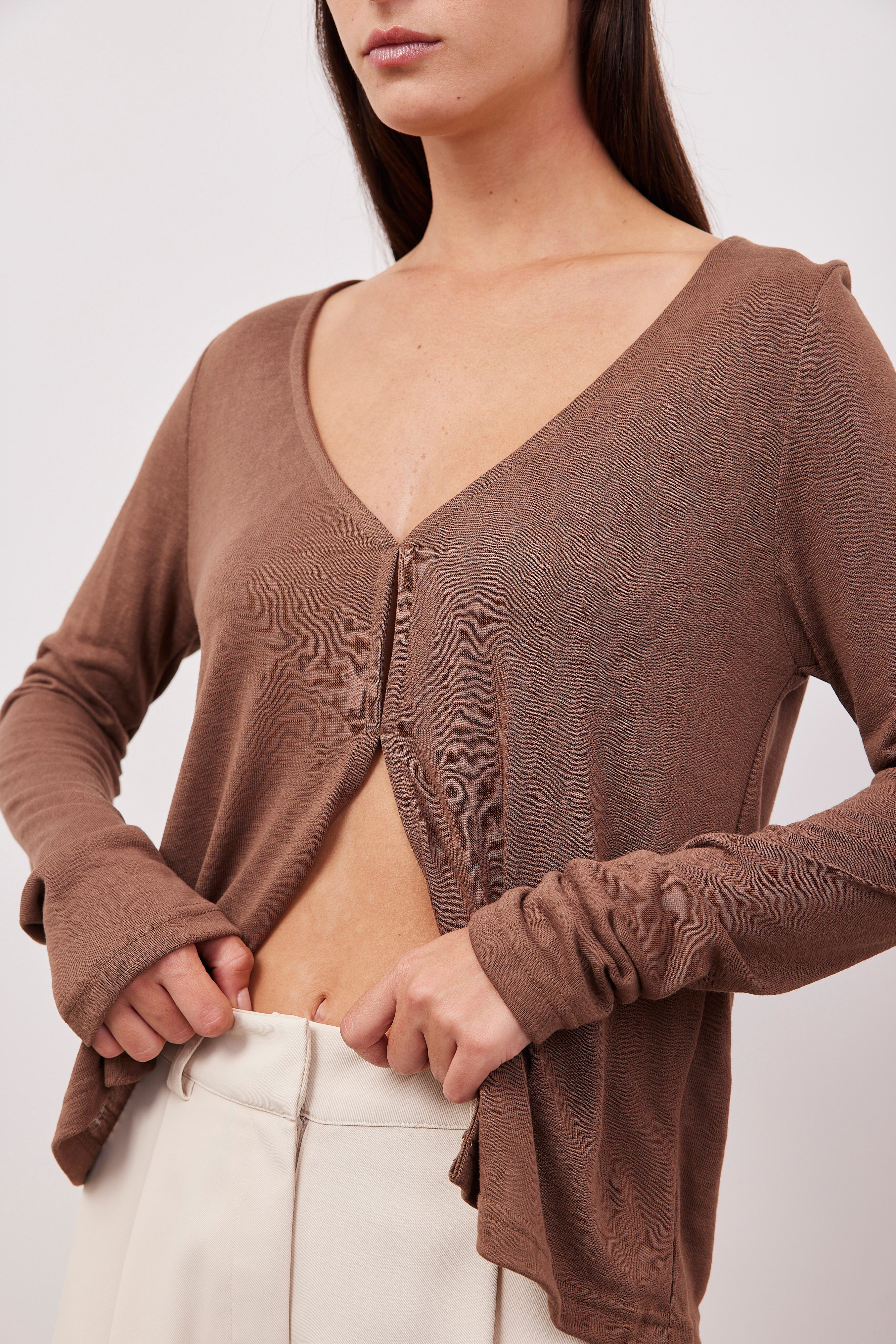 חולצה ארוכה במראה פשתן פתח קדמי - ITAY BRANDS