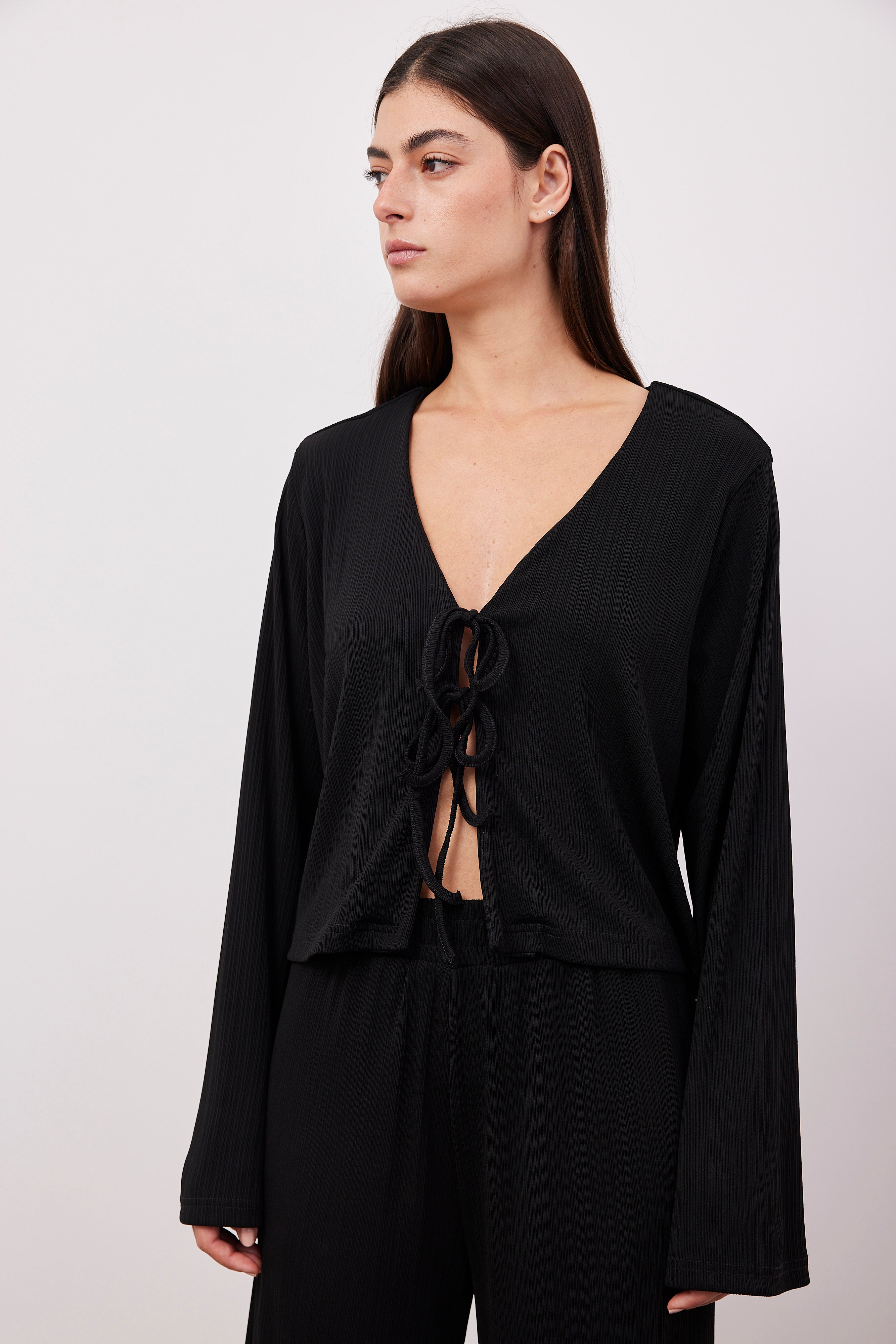 חליפת קשירה בטקסטורת פסים - ITAY BRANDS