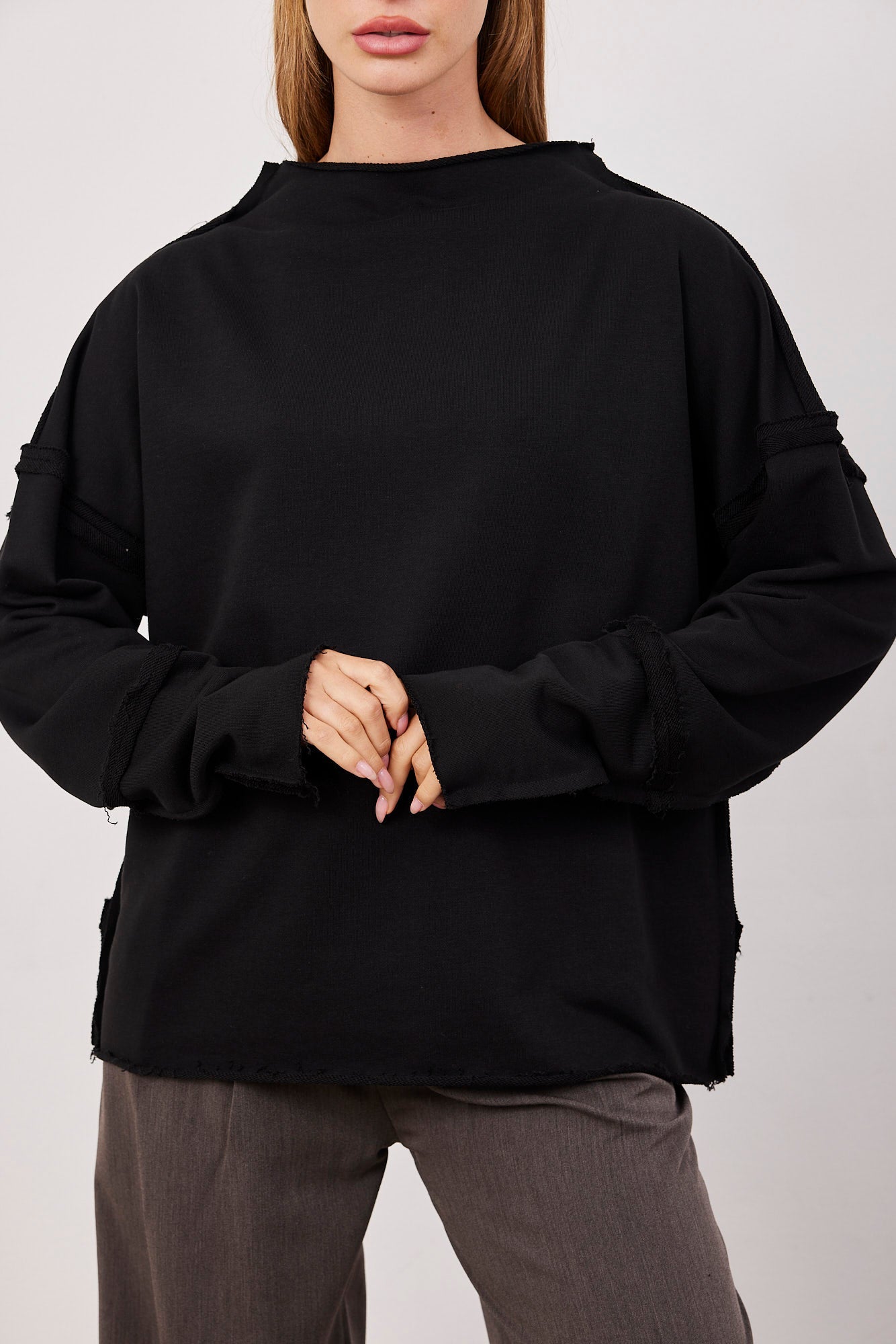 סווטשרט אוברסייז עם תיפורים בולטים - ITAY BRANDS