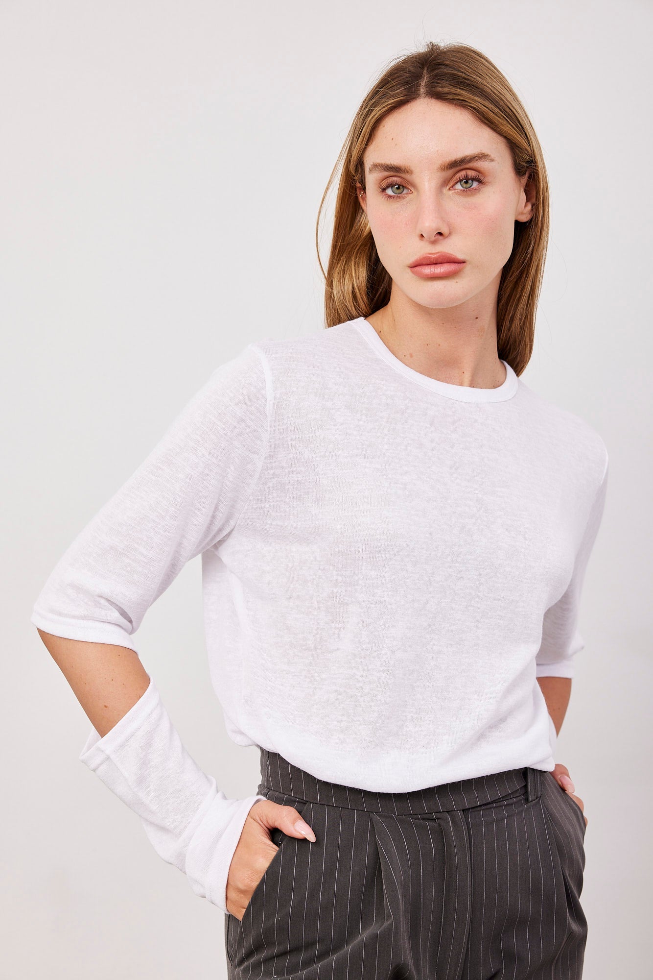 חולצה ארוכה עם פתחים בשרוול - ITAY BRANDS