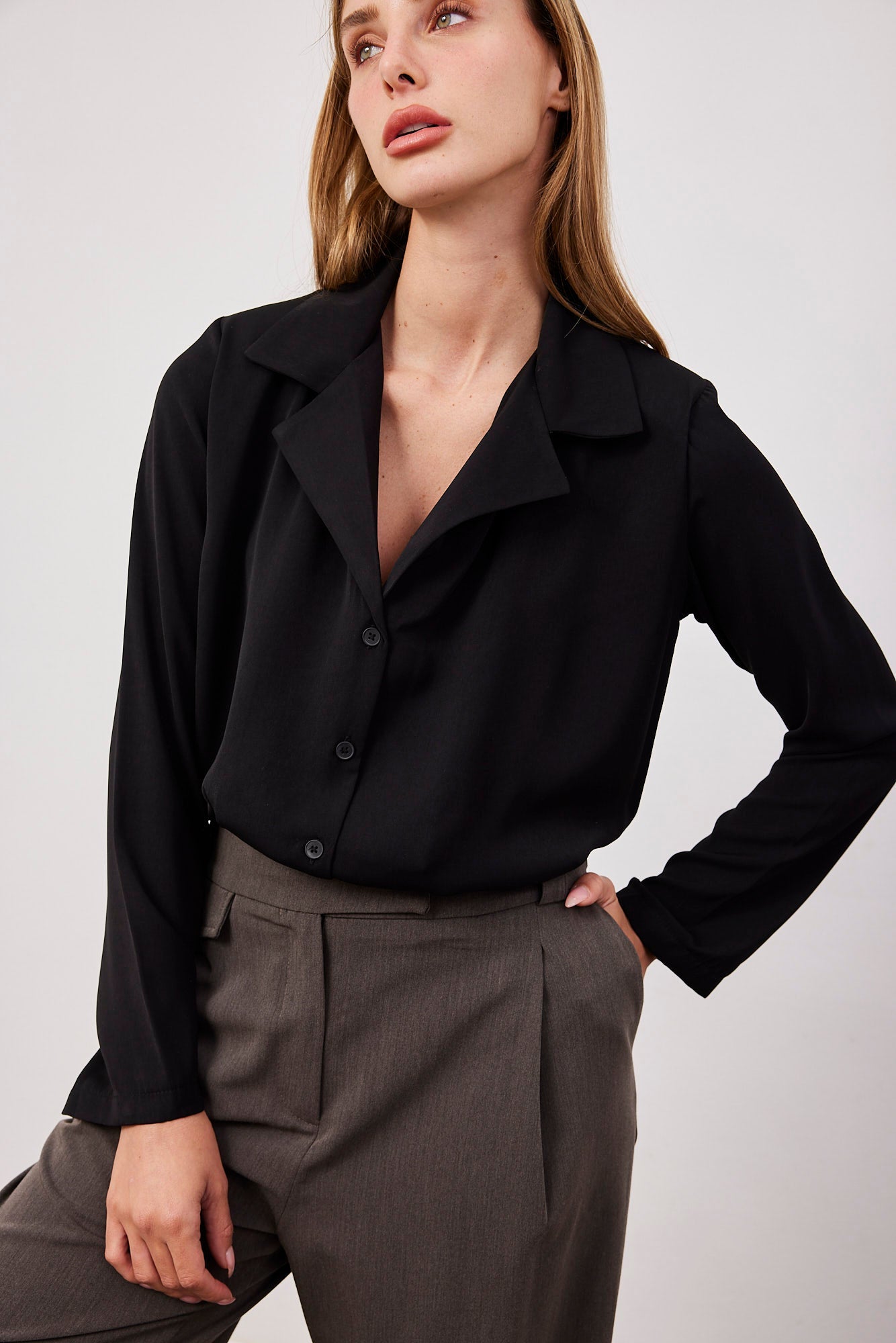 חולצת קרופ מכופתרת - ITAY BRANDS