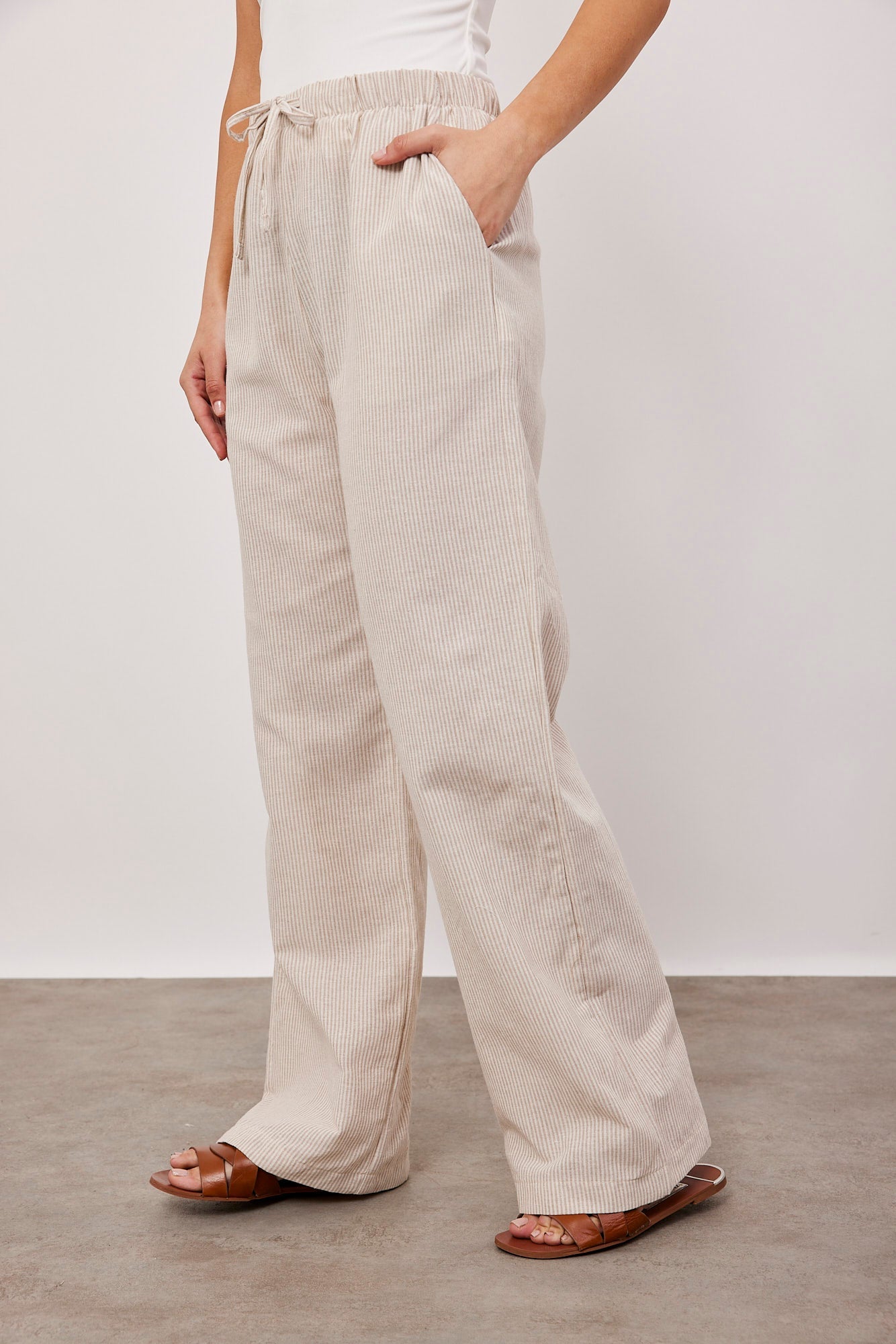 מכנסי פסים ארוכים במראה פשתן - ITAY BRANDS