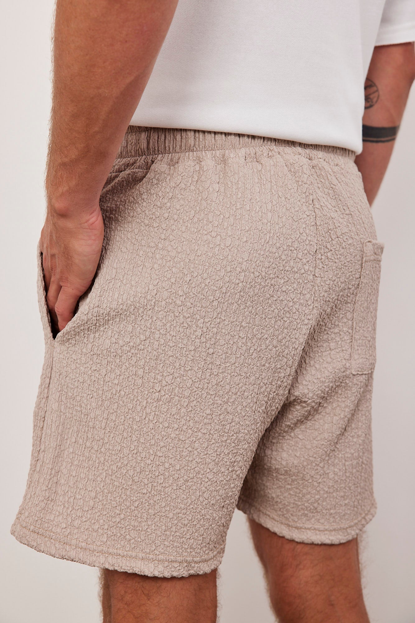 מכנס קצר בטקסטורה - ITAY BRANDS