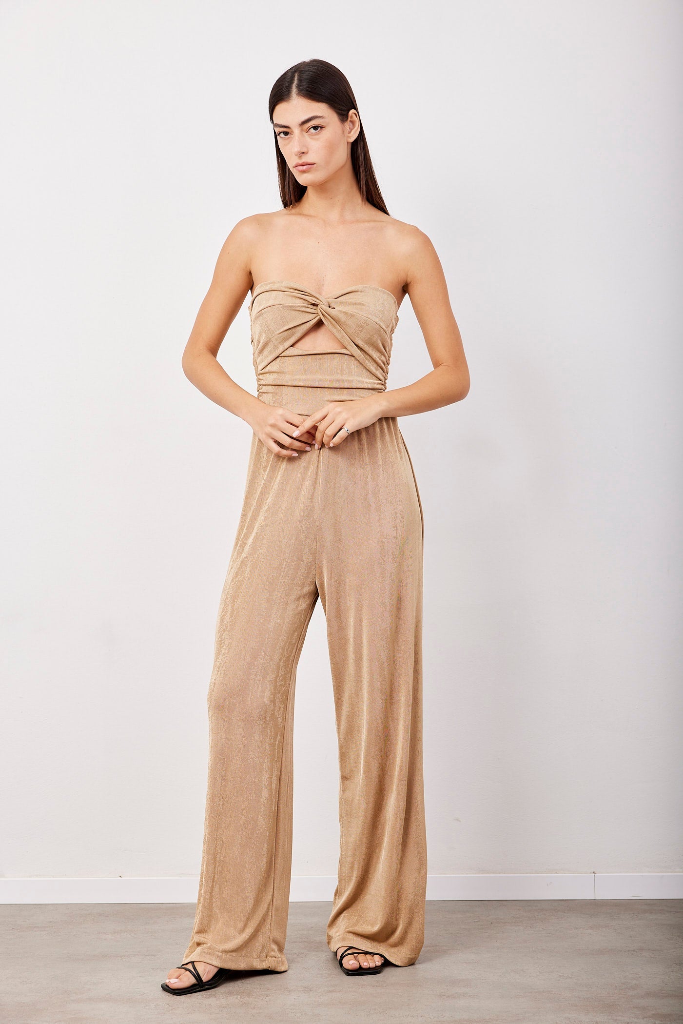 אוברול סטרפלס מסובב - ITAY BRANDS