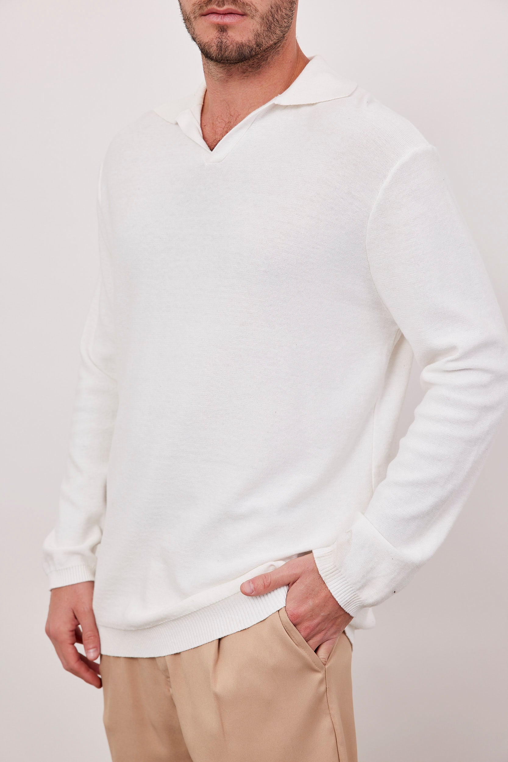 חולצת פולו בסיומת גומי