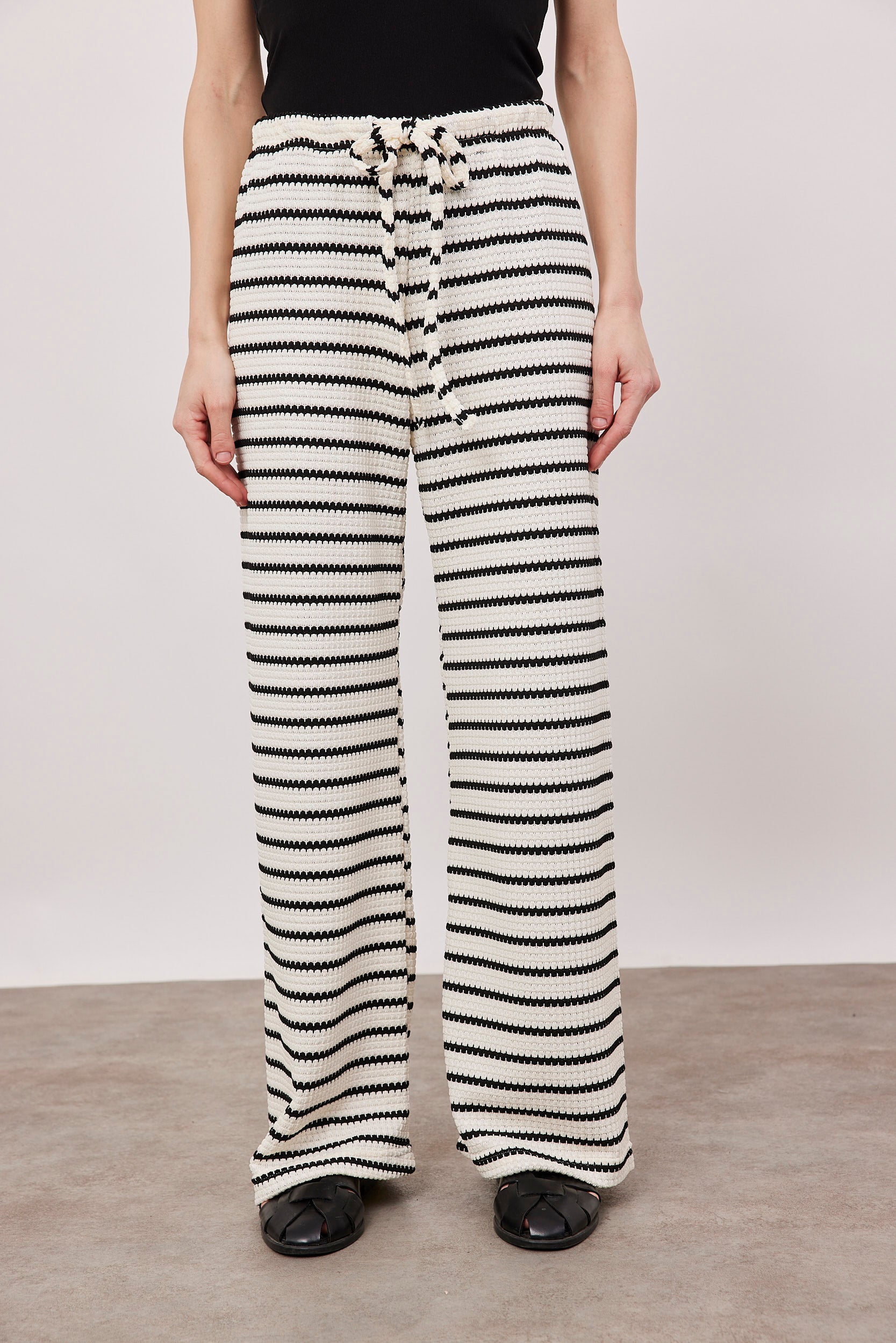 מכנסי סריג רשת