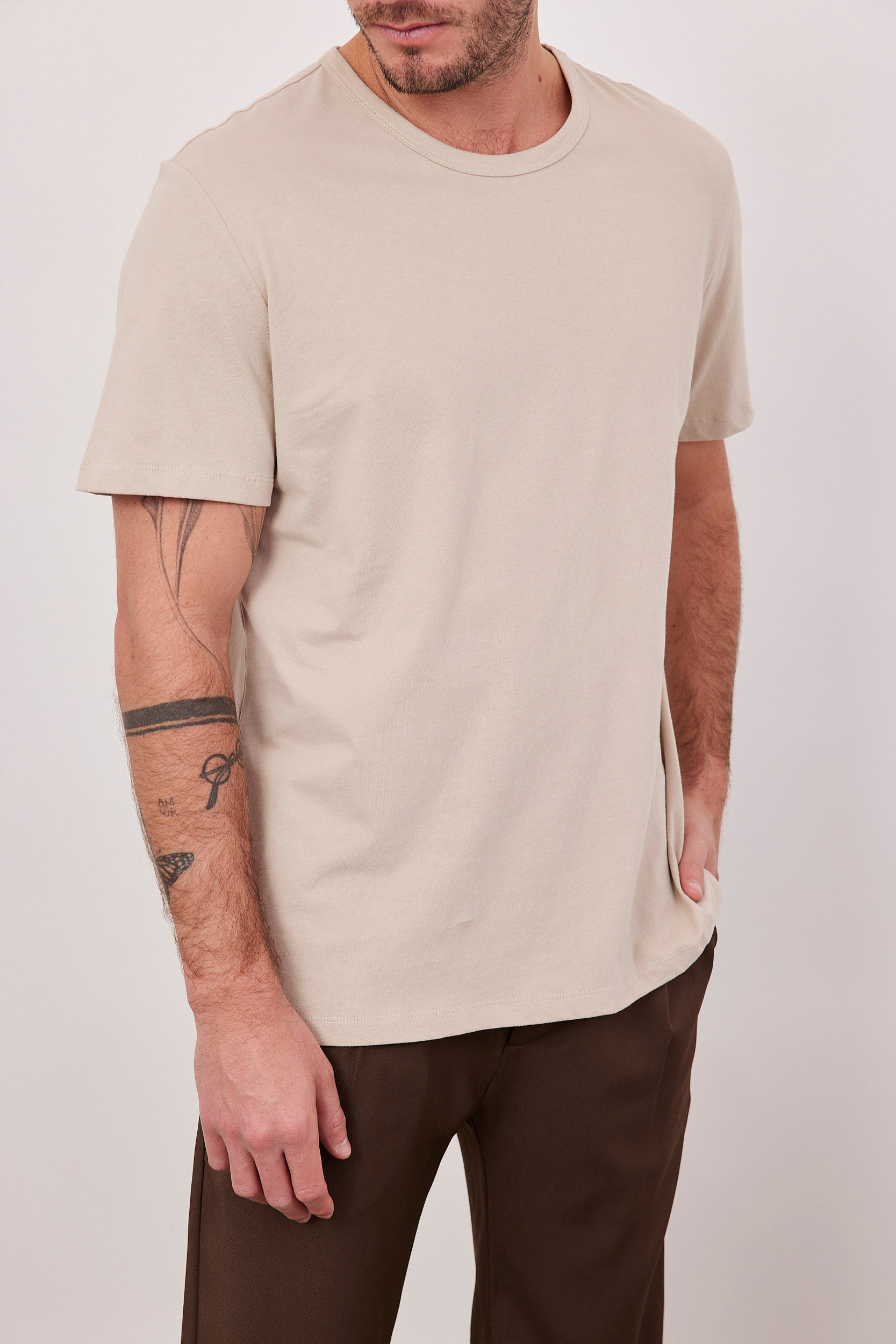 חולצת בייסיק גזרה רחבה