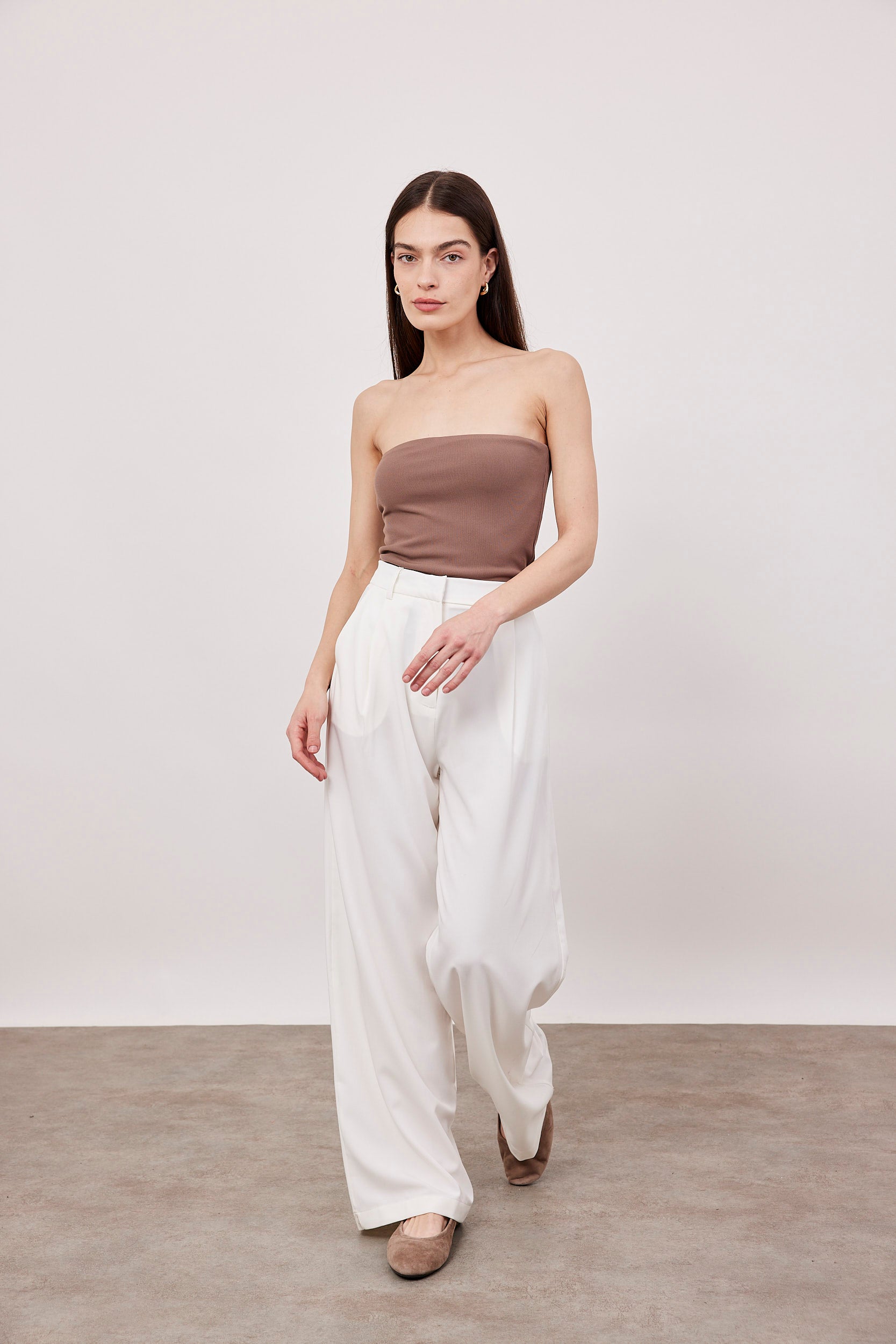 טופ סטרפלס מבד מחטב