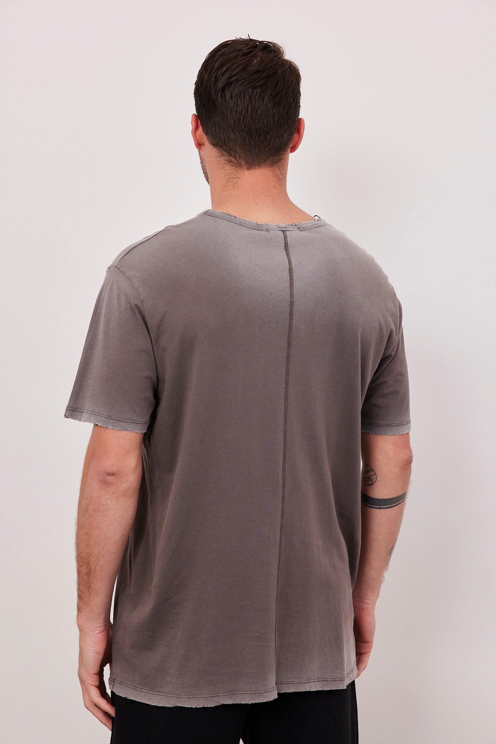 חולצת בייסיק בשטיפת ווש