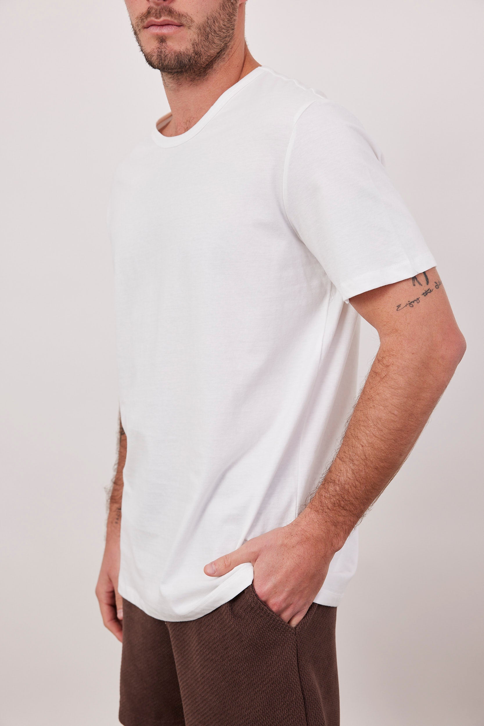 חולצת בייסיק גזרה רחבה