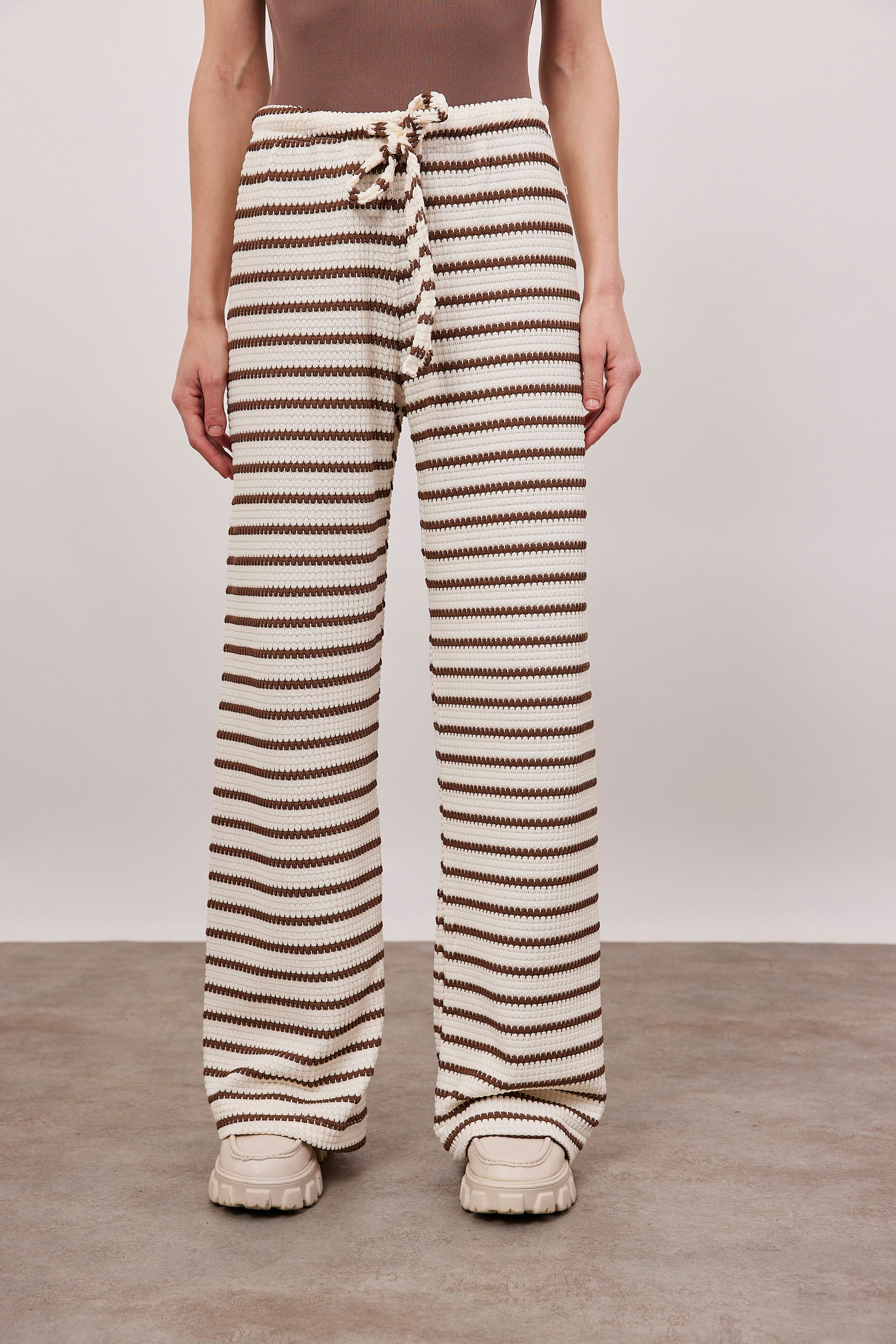 מכנסי סריג רשת