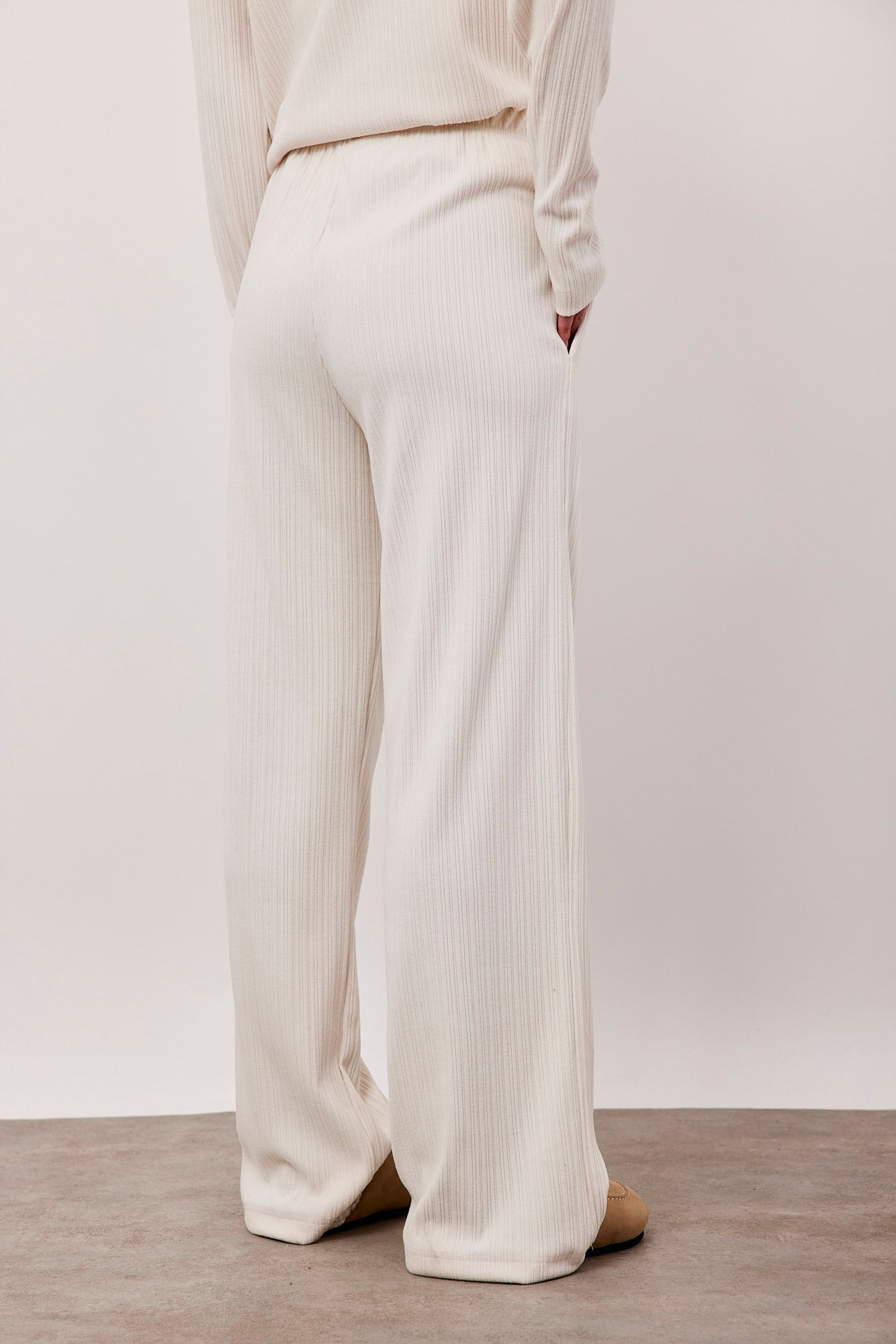 מכנסיים עם גומי בטקסטורת פסים - ITAY BRANDS