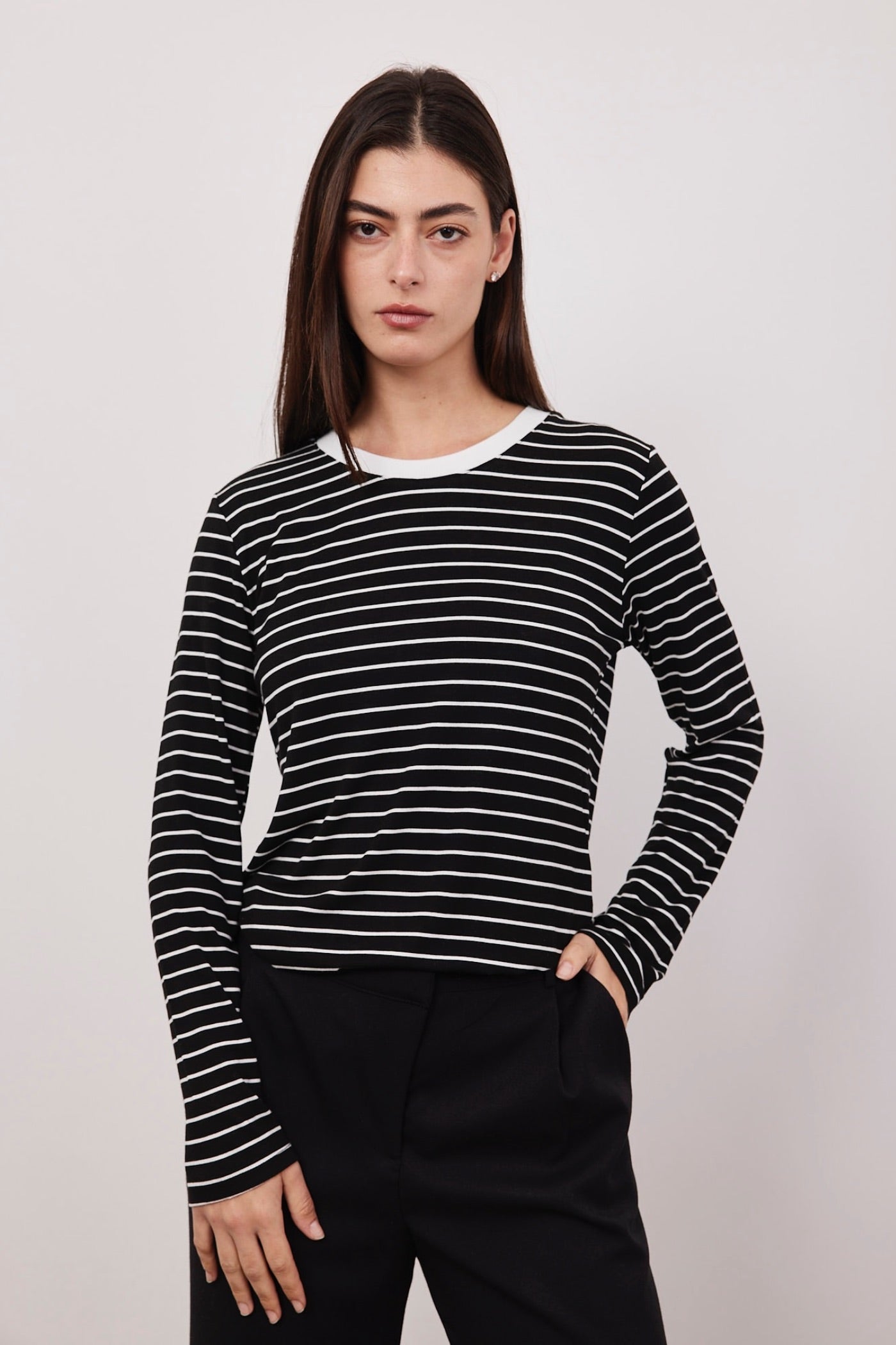 חולצת פסים עם מפתח פס לבן - ITAY BRANDS