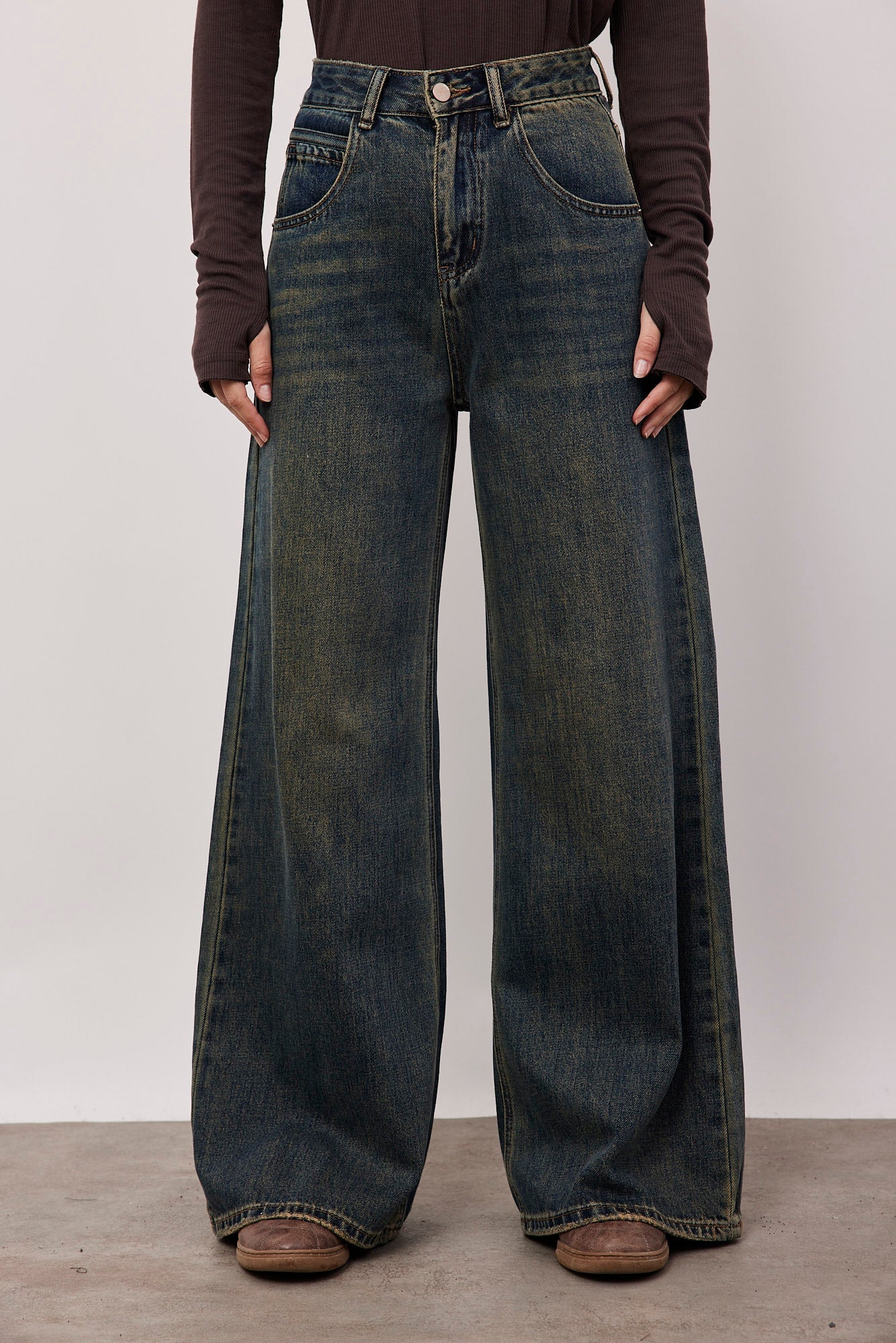 ג'ינס מתרחב במראה משופשף - ITAY BRANDS