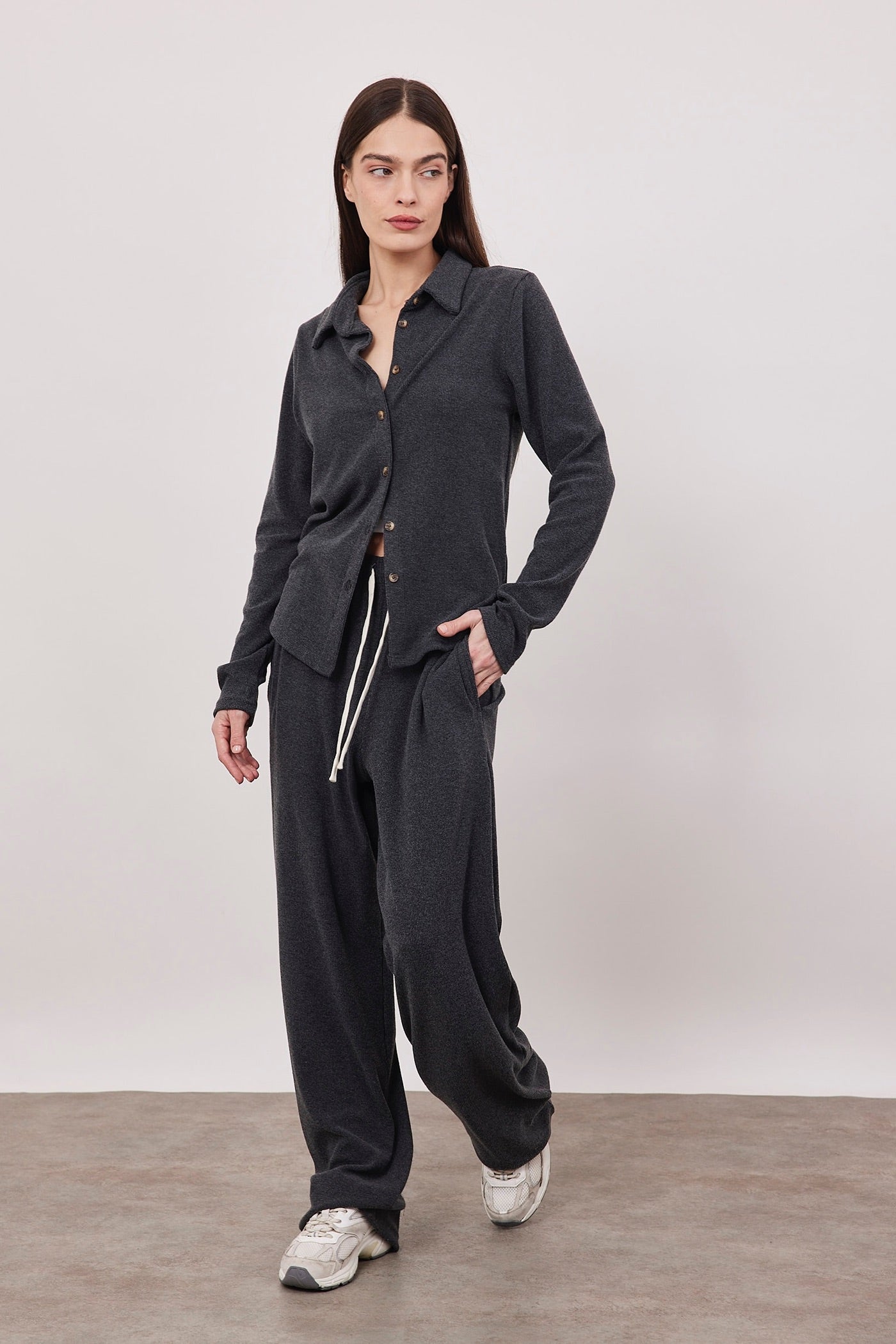 חולצת סריג מכופתרת