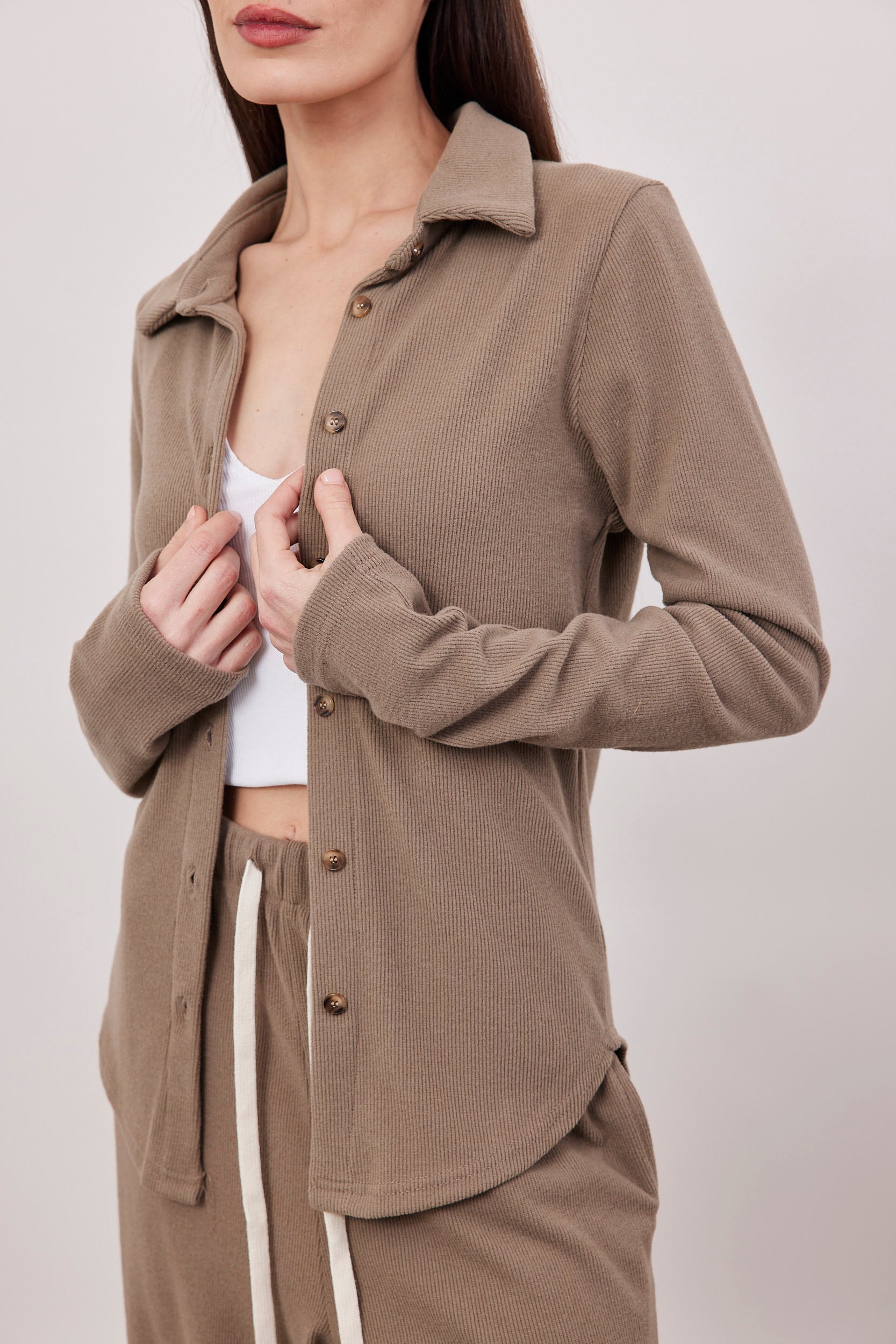 חולצת סריג מכופתרת