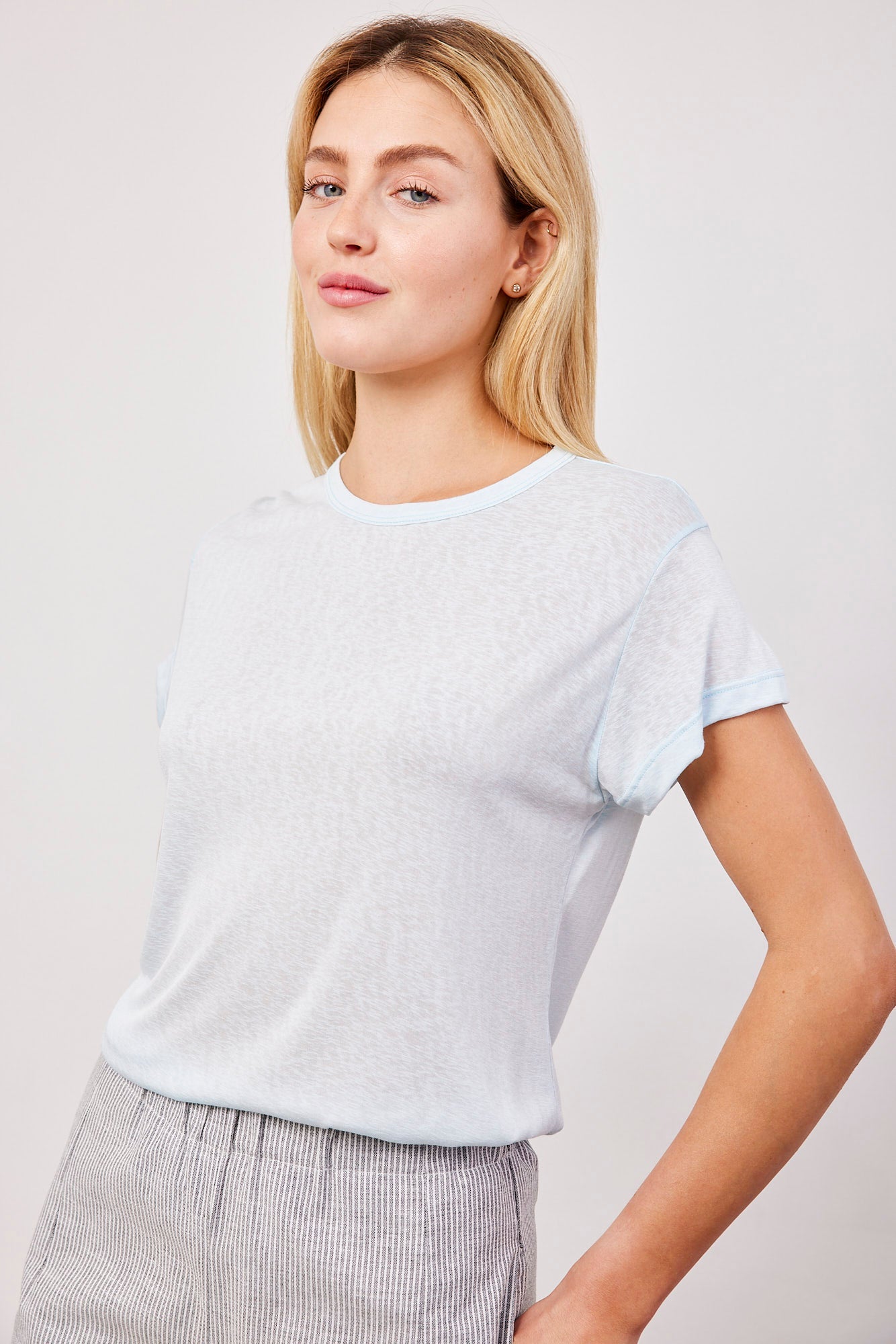 טי-שרט ניקי מבד שקפקף - ITAY BRANDS