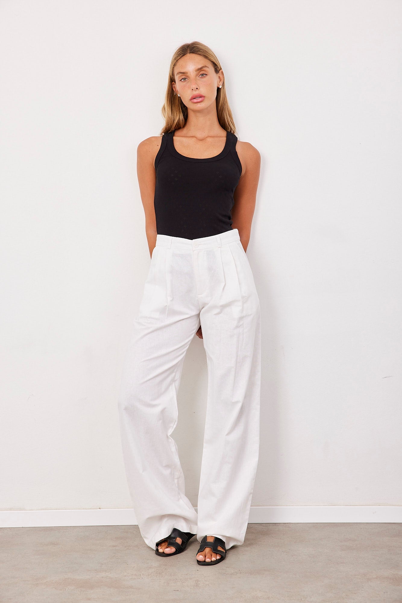 מכנסיים מחויטים מבד פשתן מעורב - ITAY BRANDS