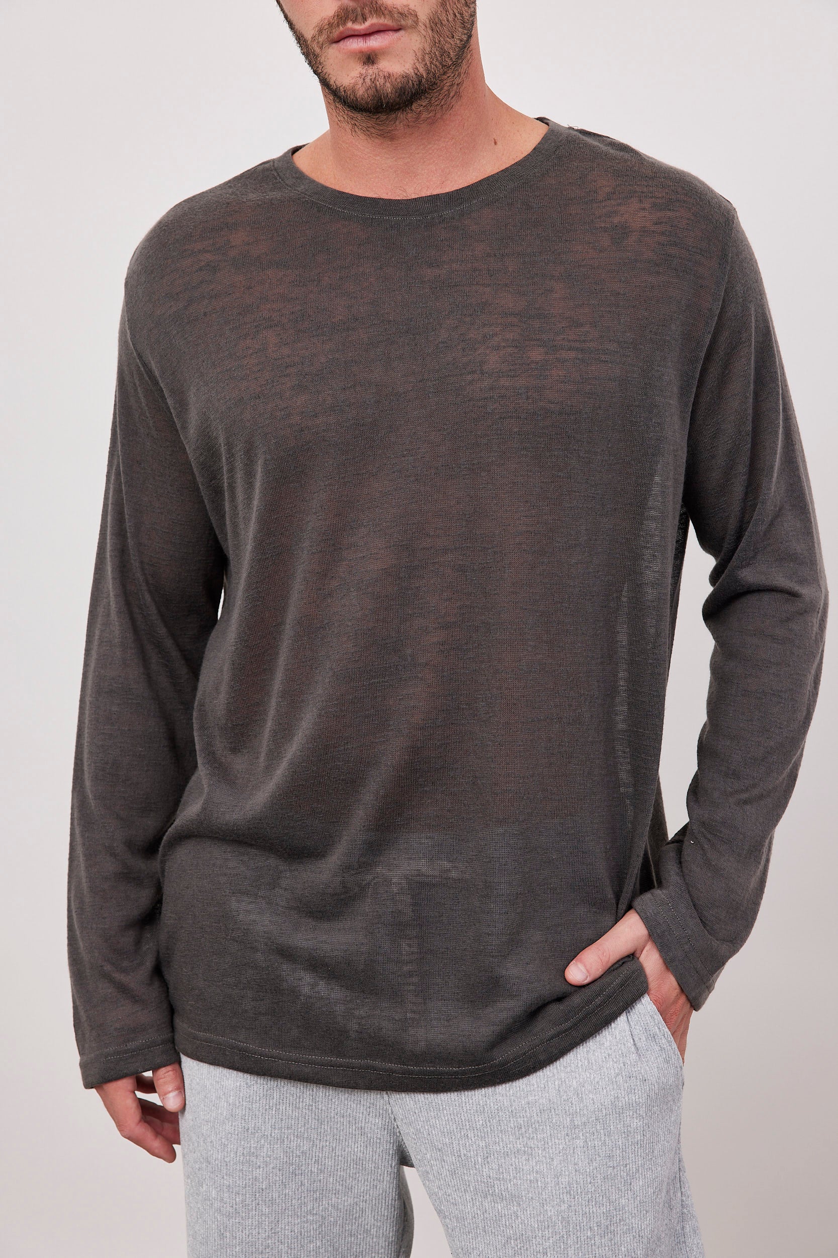 חולצה ארוכה בטקסטורה גזרה רחבה