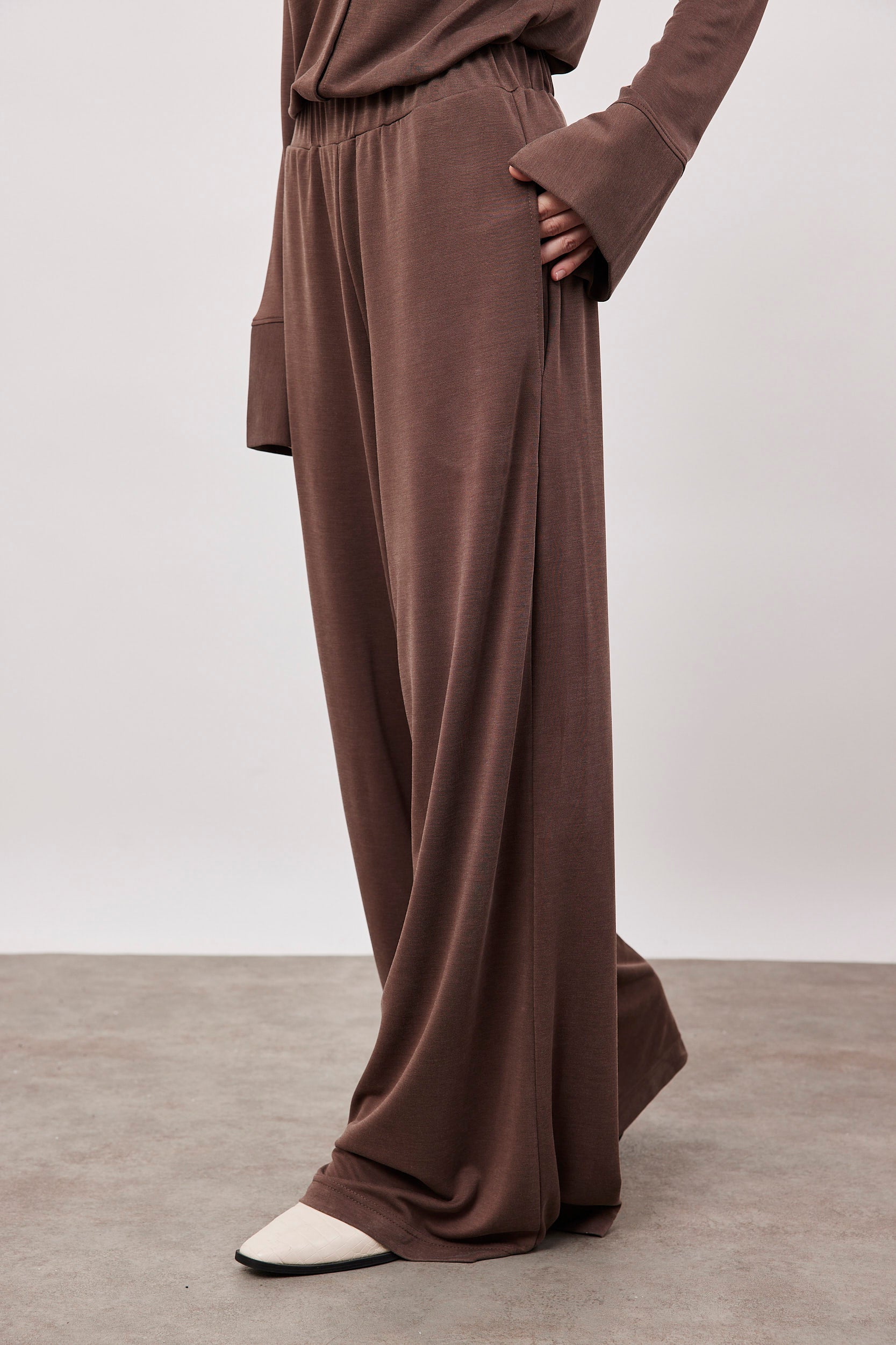 מכנסי מודל ארוכים