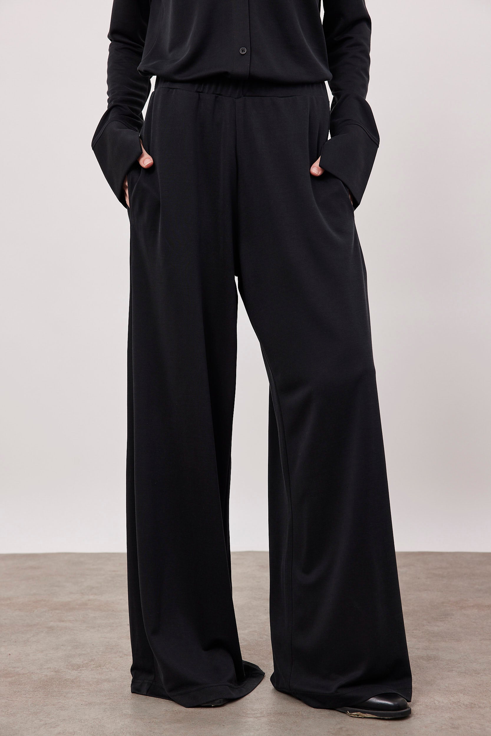 מכנסי מודל ארוכים