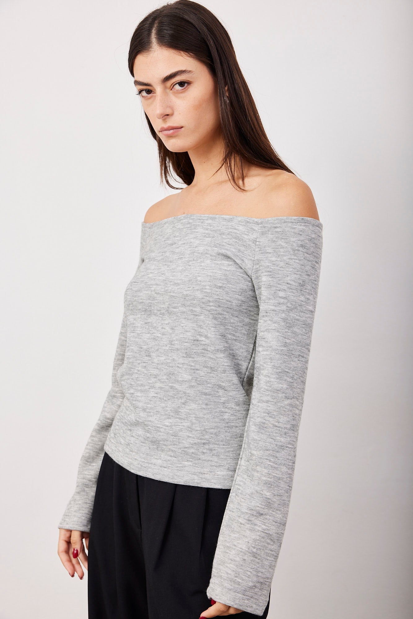 חולצת אוף שולדרס עם שרוולים ארוכים - ITAY BRANDS