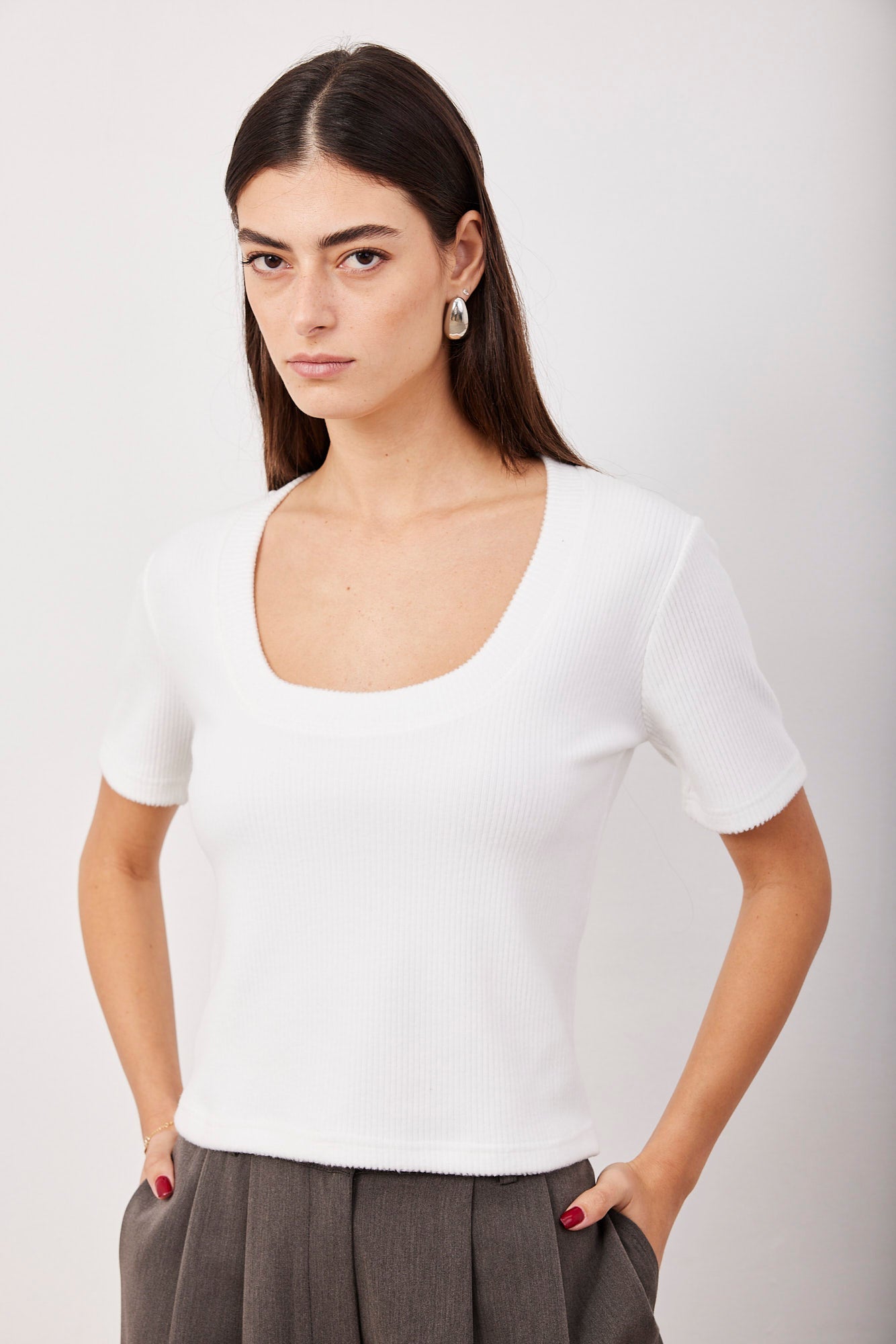 חולצת סריג עם מחשוף עגול - ITAY BRANDS